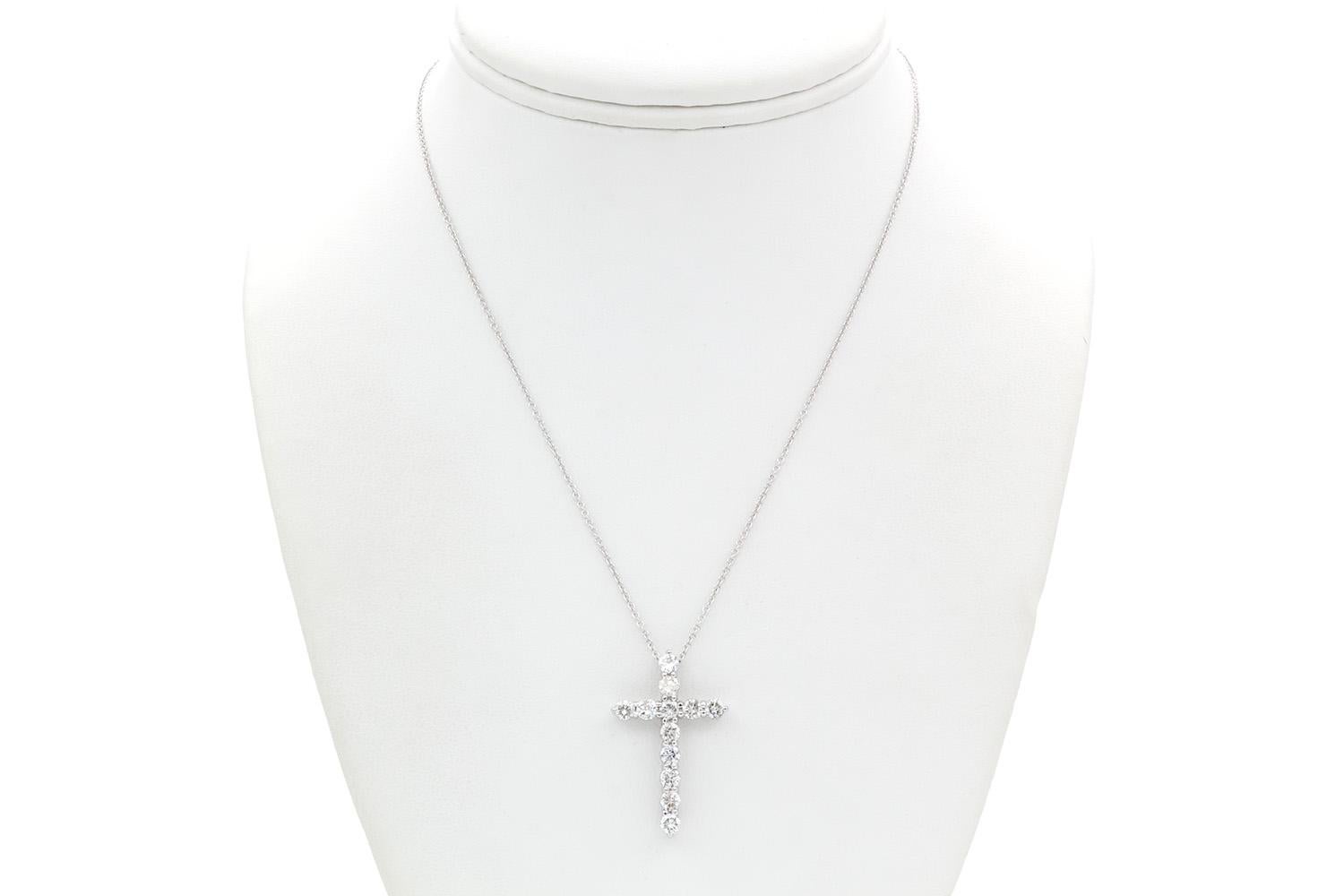 Round Cut 14k White Gold & Diamond Cross Crucifix Pendant Necklace 1.80ctw