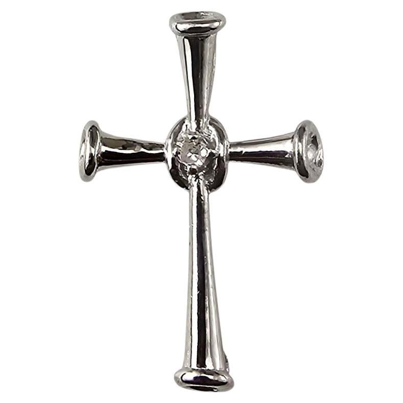 Pendentif croix en or blanc 14K avec diamants #23952