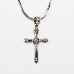 14K White Gold Diamond Cross Pendant Necklace 0.04ct