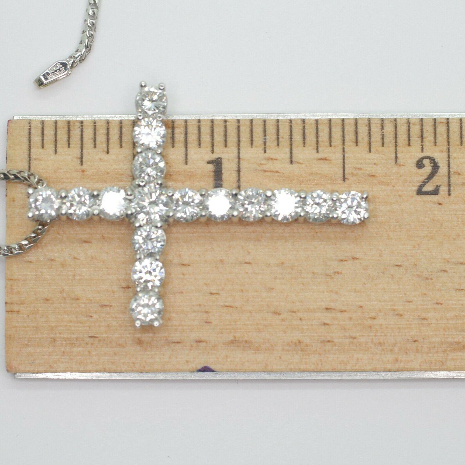 Round Cut 14 Karat White Gold Diamond Cross with 4.21 Carat For Sale