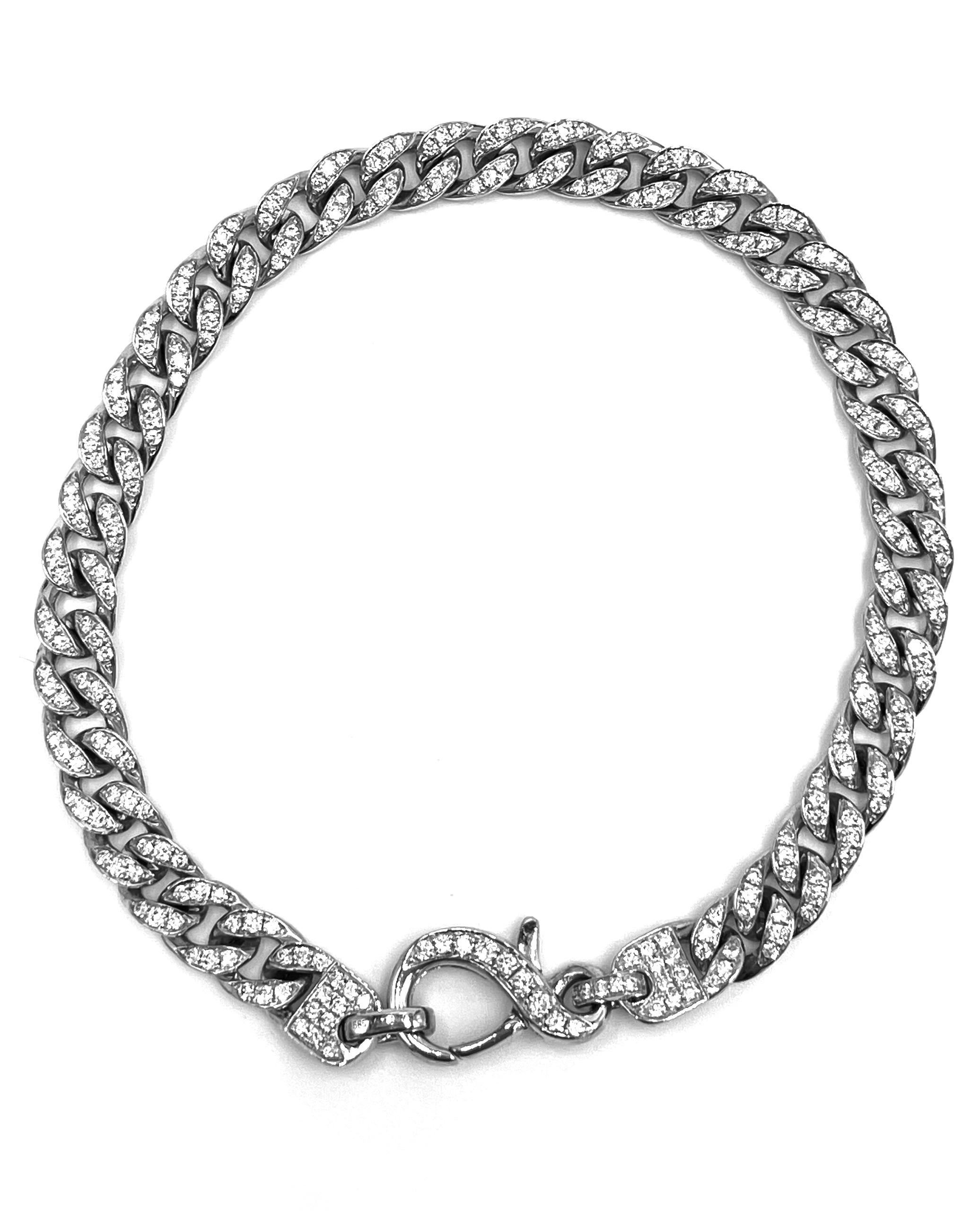 Contemporain Bracelet à boucle en or blanc 14 carats et diamants avec fermoir mousqueton serti de diamants en vente
