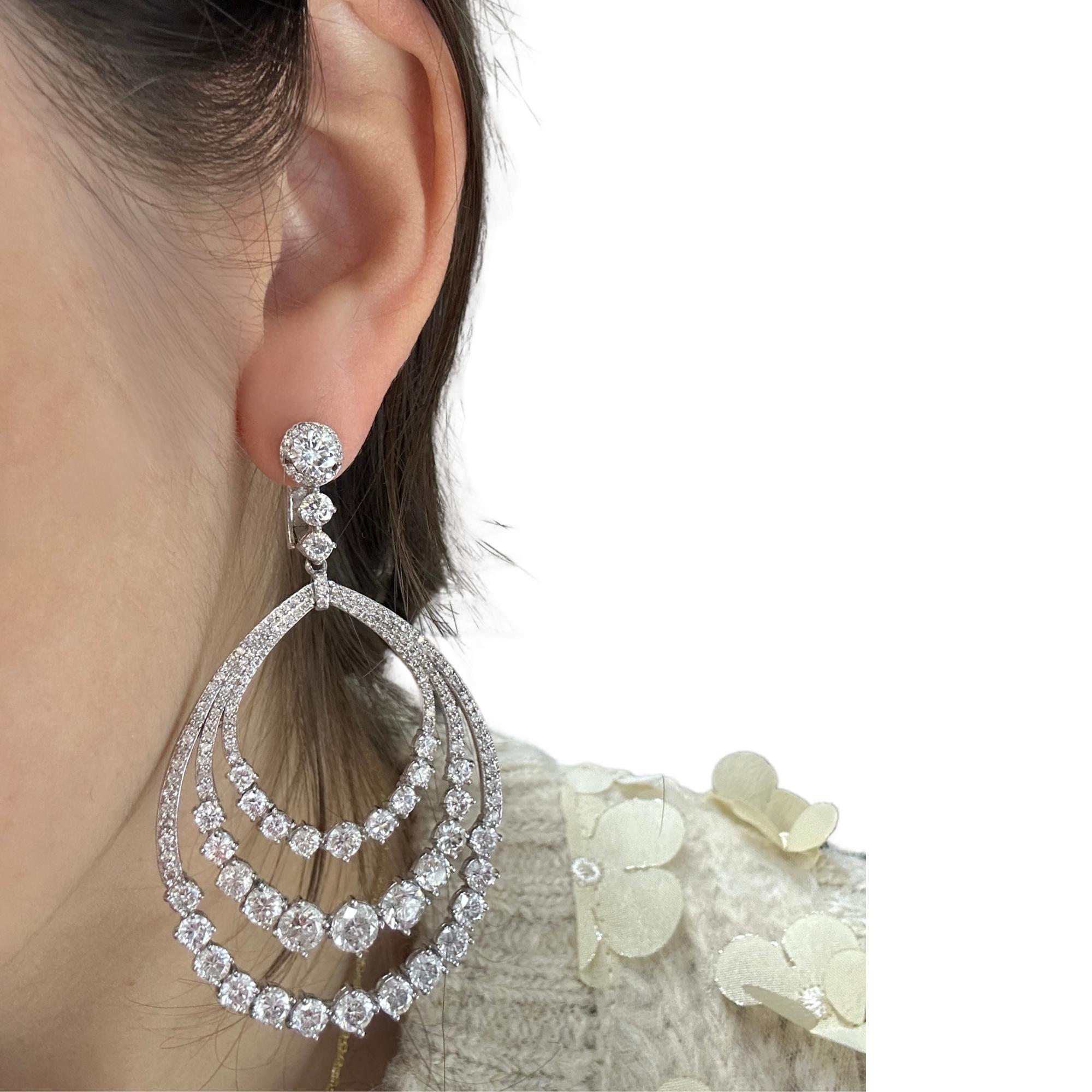 Modern 14K White Gold Diamond Dangle Earrings For Sale