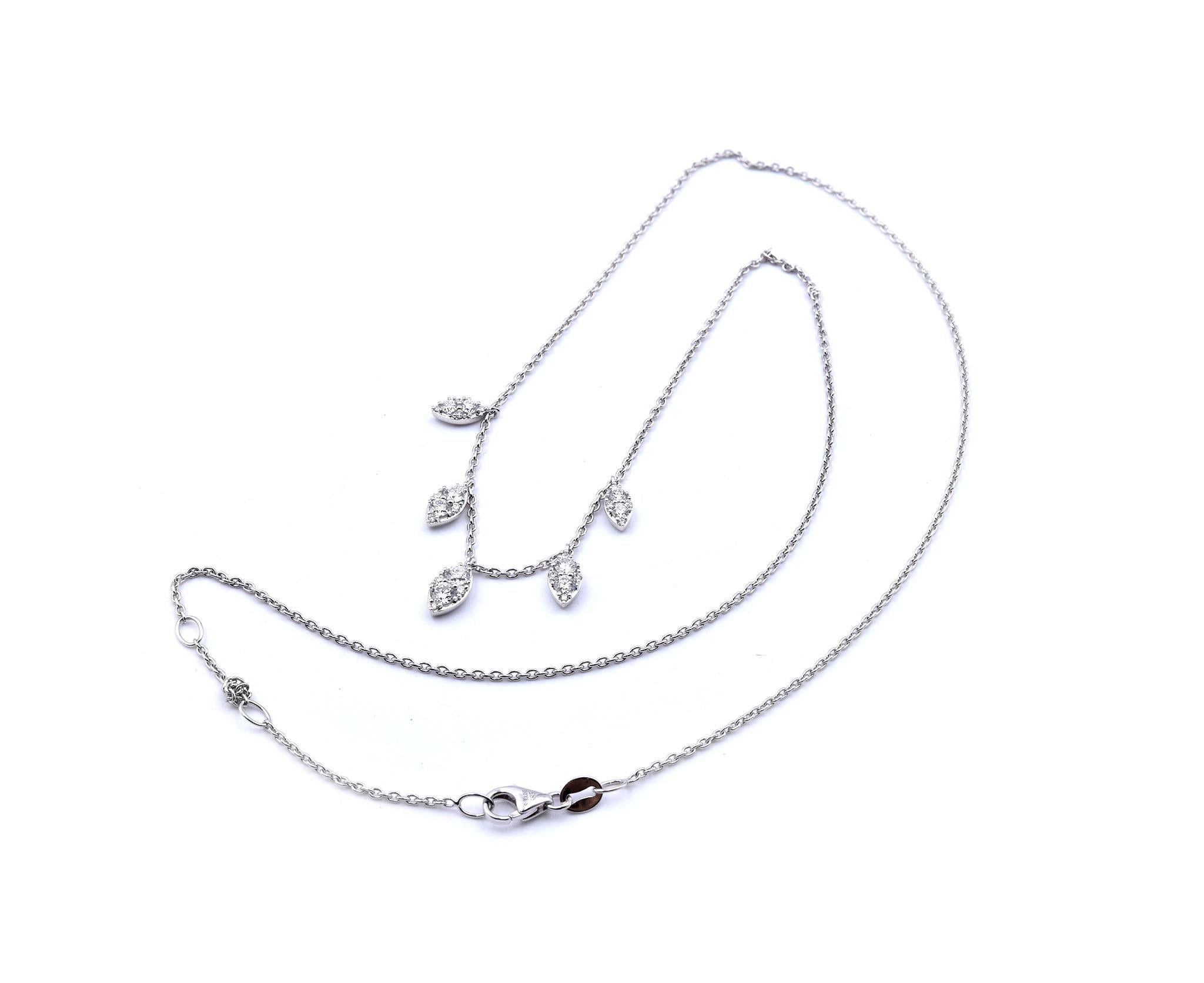 Collana con diamanti pendenti in oro bianco 14k In condizioni ottime in vendita a Scottsdale, AZ