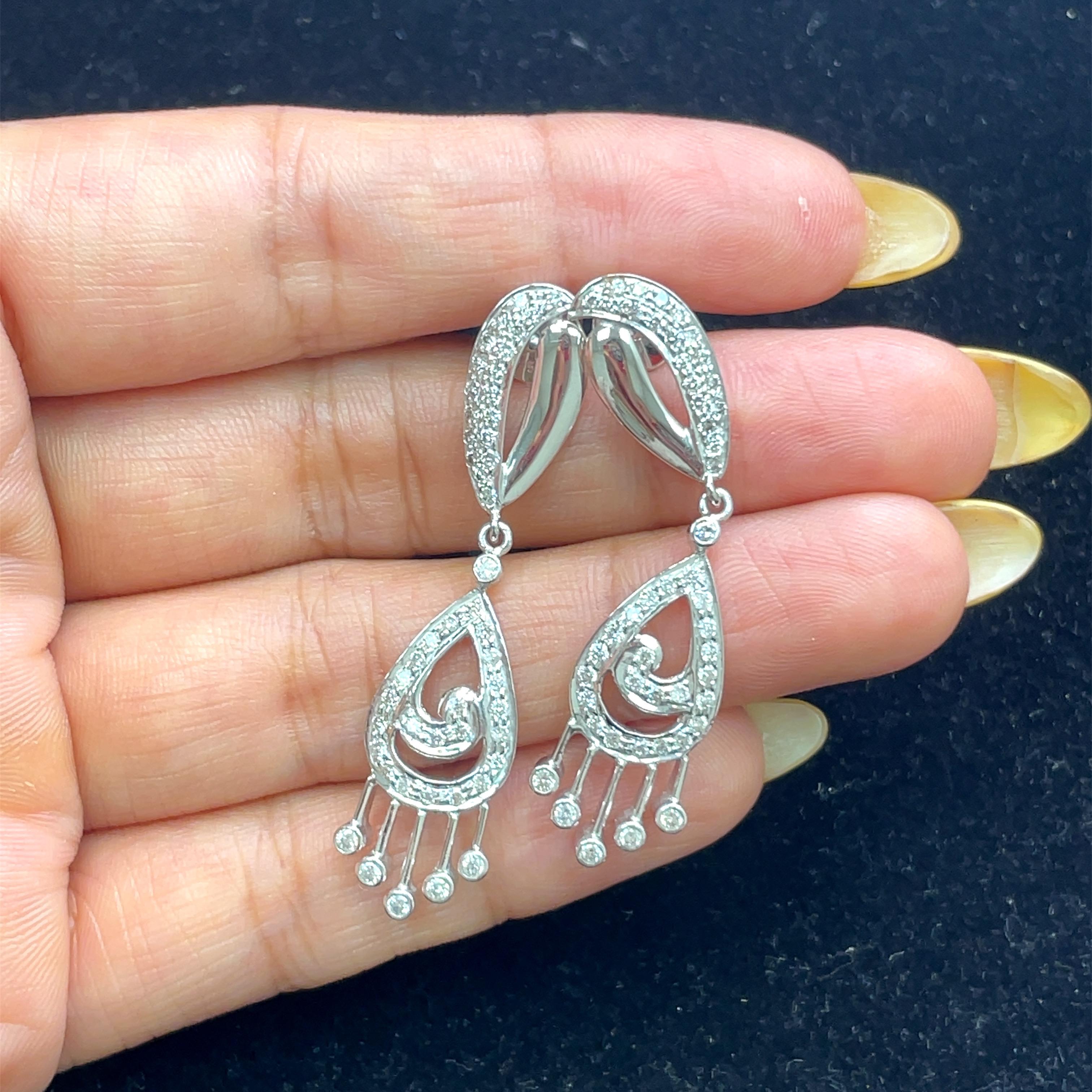14K White Gold Diamond Dangling Earrings  For Sale 2