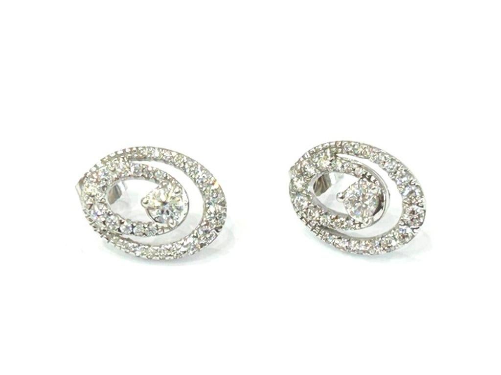 Taglio rotondo Orecchini con diamante doppio cerchio in oro bianco 14K 1,00 carati in vendita