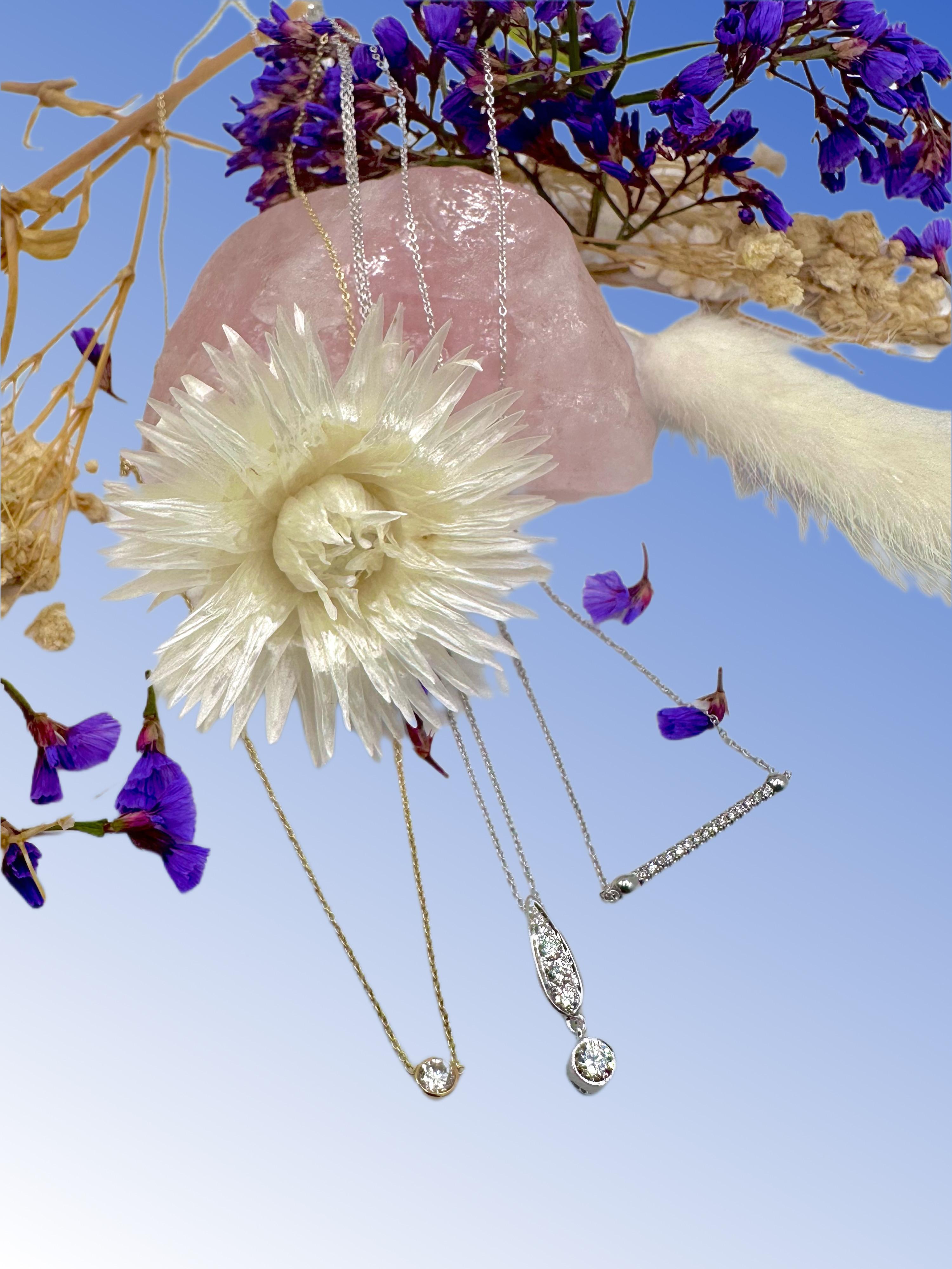 Modern 14k White Gold Diamond Drop Bezel Necklace For Sale