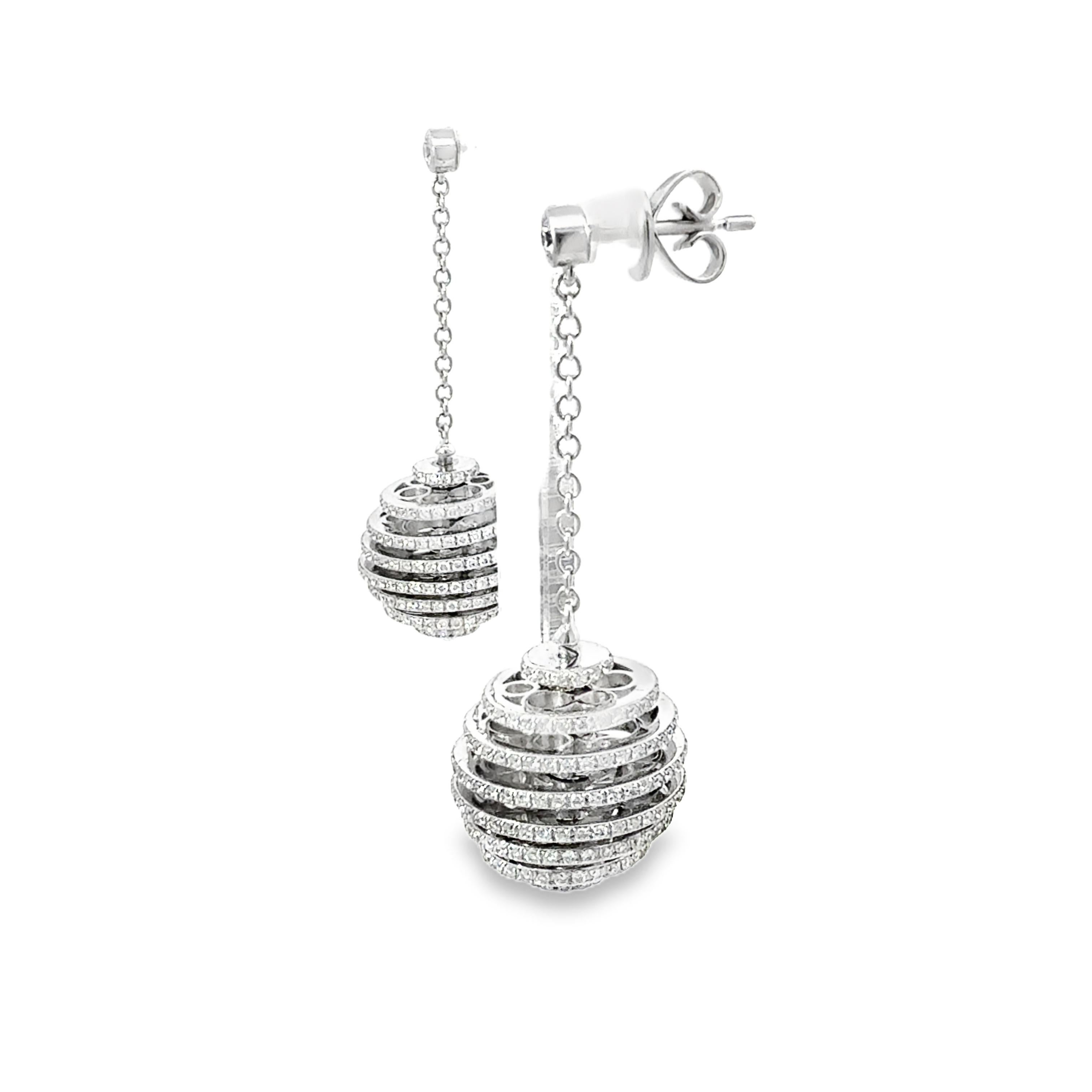 De las mujeres Pendientes Colgantes de Diamantes de Oro Blanco de 14 K - Pendientes Colgantes de Diamantes de 2 Quilates en venta