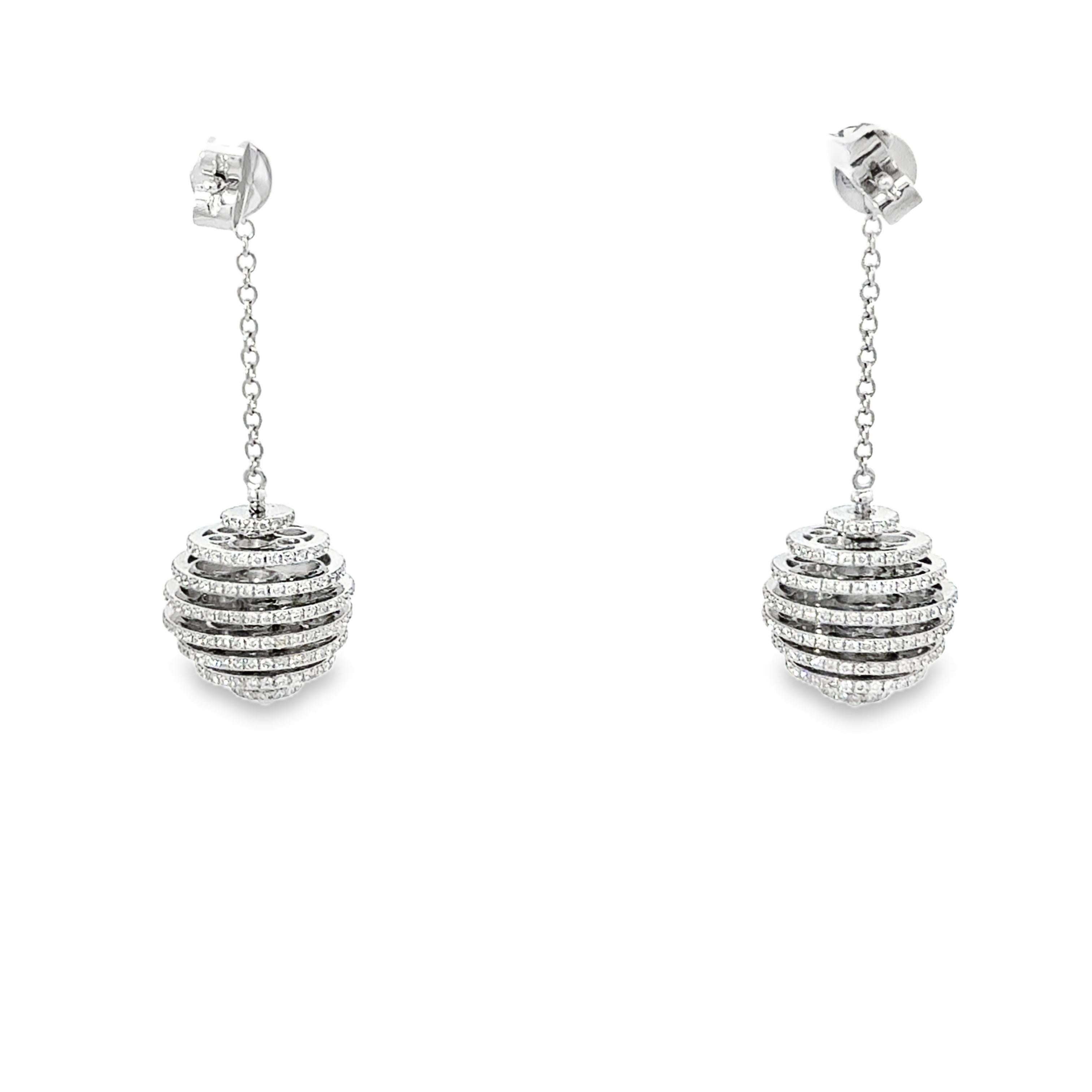 Pendientes Colgantes de Diamantes de Oro Blanco de 14 K - Pendientes Colgantes de Diamantes de 2 Quilates en venta 1