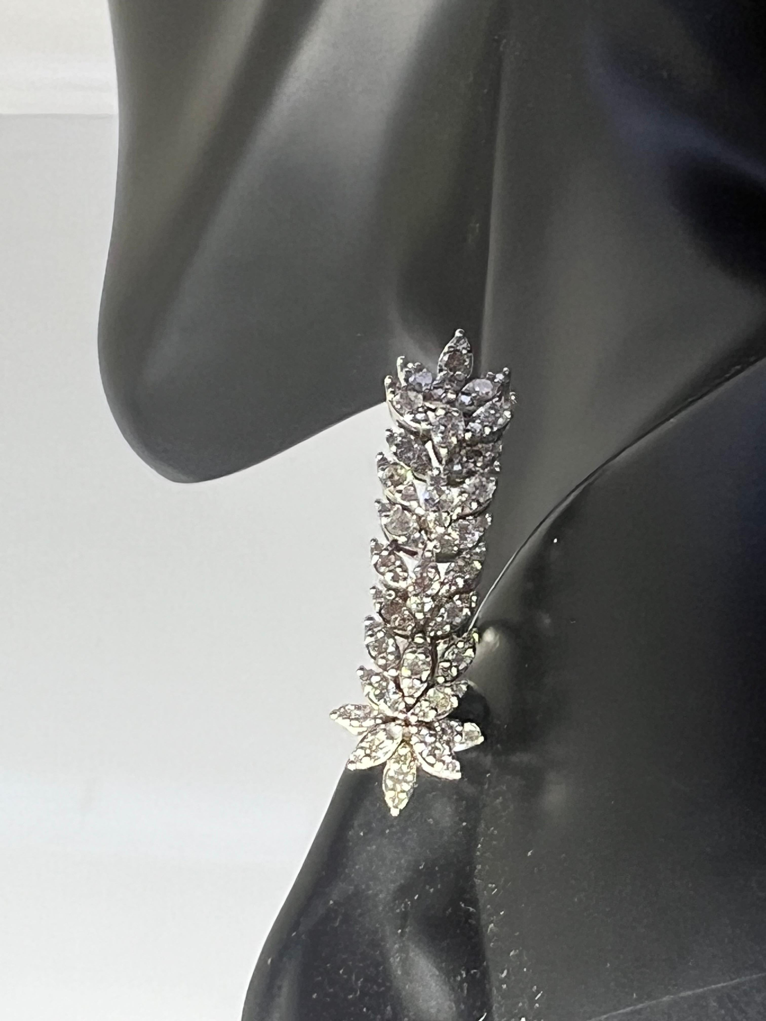 Modern 14k White Gold Diamond Drop Prong Dangle Flower Earrings For Sale