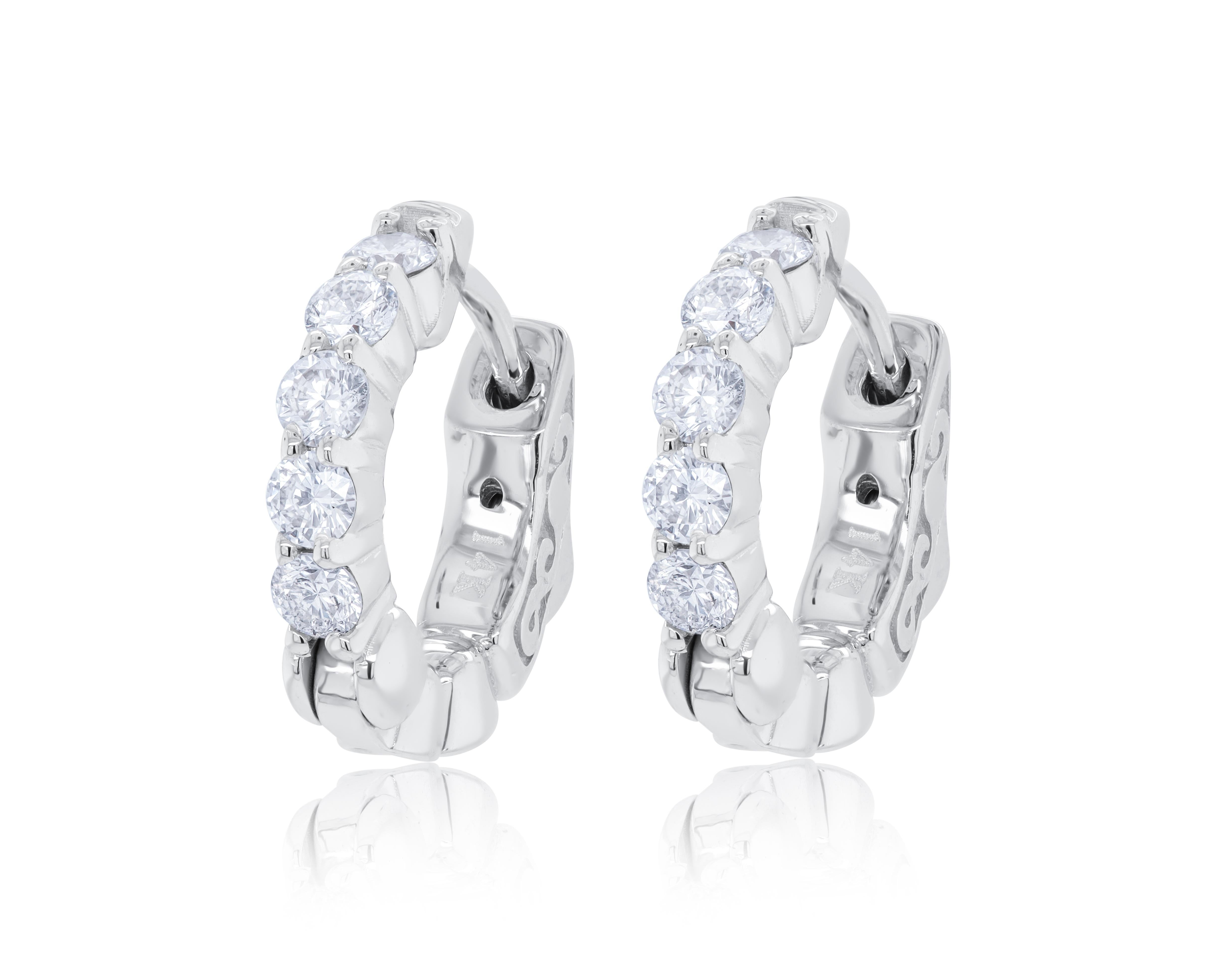 14K White Gold Diamond Earrings featuring 1.80 Carat T.W. of Natural Diamonds

Underline your look with this sharp 14K White Gold Diamond Earrings. High quality Diamonds. This Earrings will underline your exquisite look for any occasion.

. is a