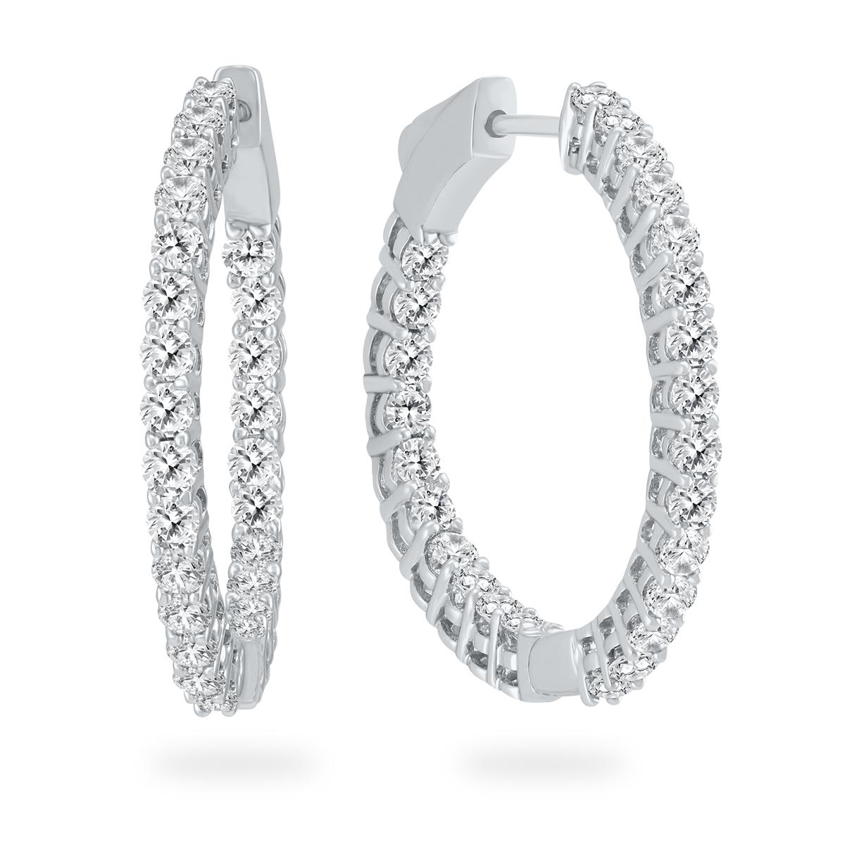 14K White Gold Diamond Earrings featuring 2.00 Carat T.W. of Natural Diamonds

Underline your look with this sharp 14K White Gold Diamond Earrings. High quality Diamonds. This Earrings will underline your exquisite look for any occasion.

. is a