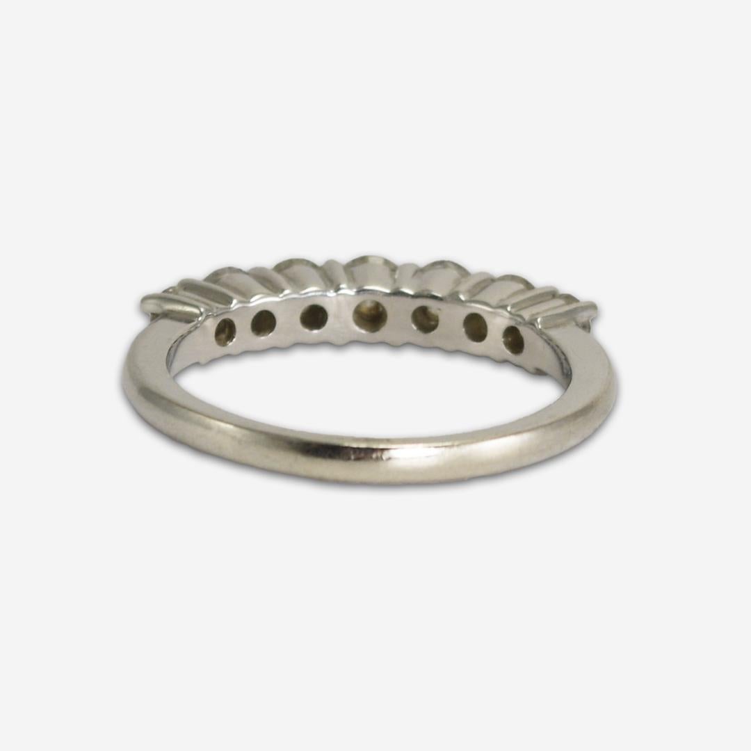 Bague de fiançailles en or blanc 14 carats avec diamants 0,75 carat Excellent état - En vente à Laguna Beach, CA