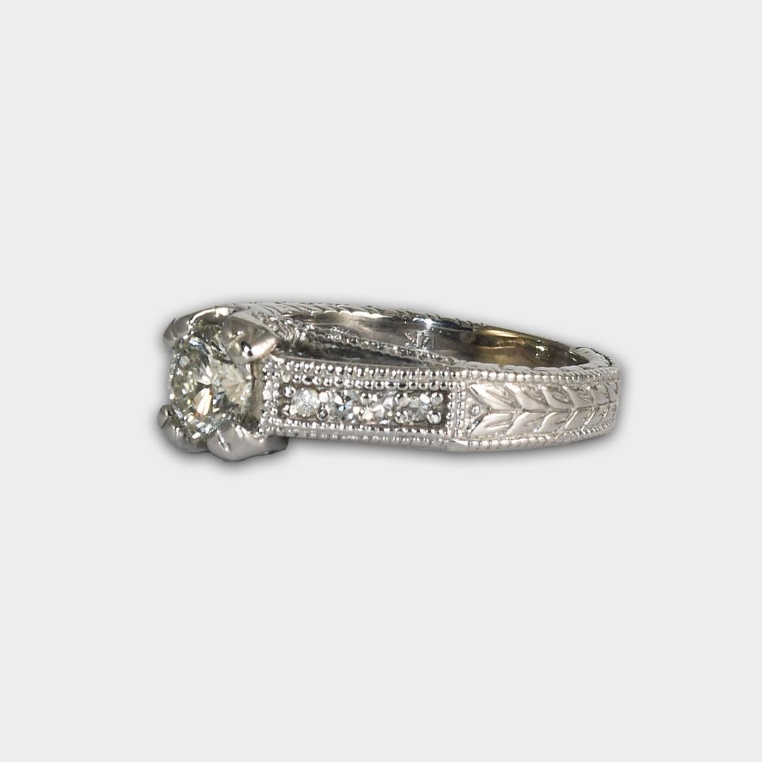Women's or Men's 14K White Gold Diamond Engagement Ring 0.70 ct For Sale