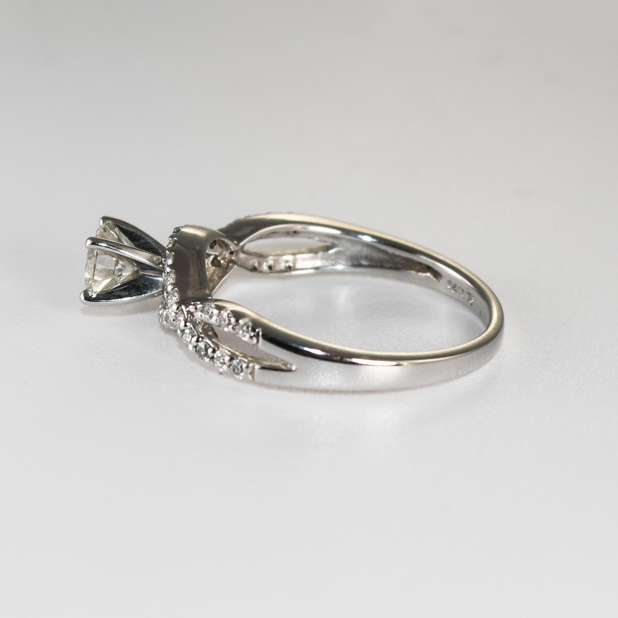 da uomo o donna Anello di fidanzamento con diamante in oro bianco 14K 0,72ct in vendita