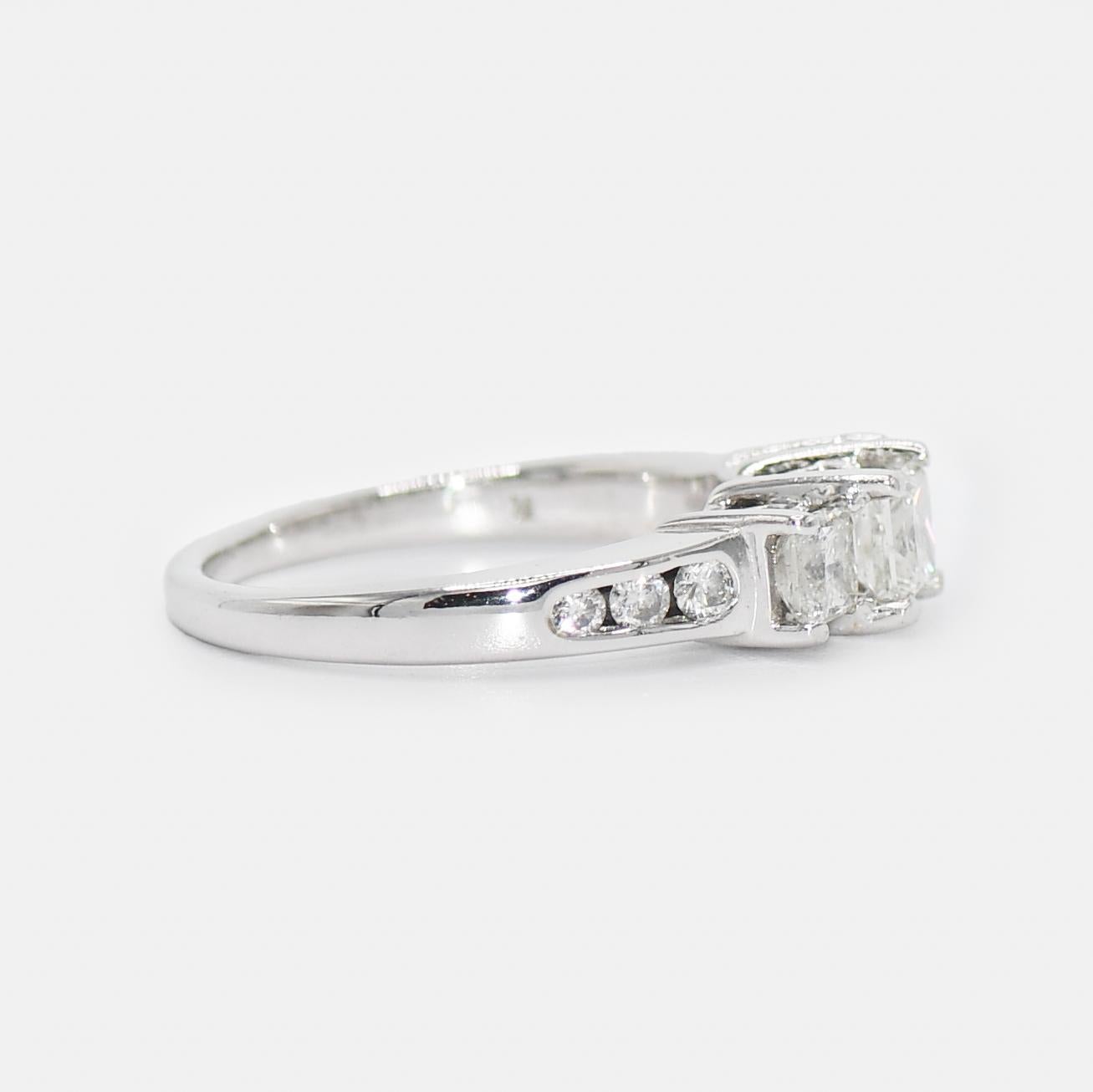 14K White Gold Diamond Engagement Ring 1.25TDW, 4.5g In Excellent Condition For Sale In Laguna Beach, CA