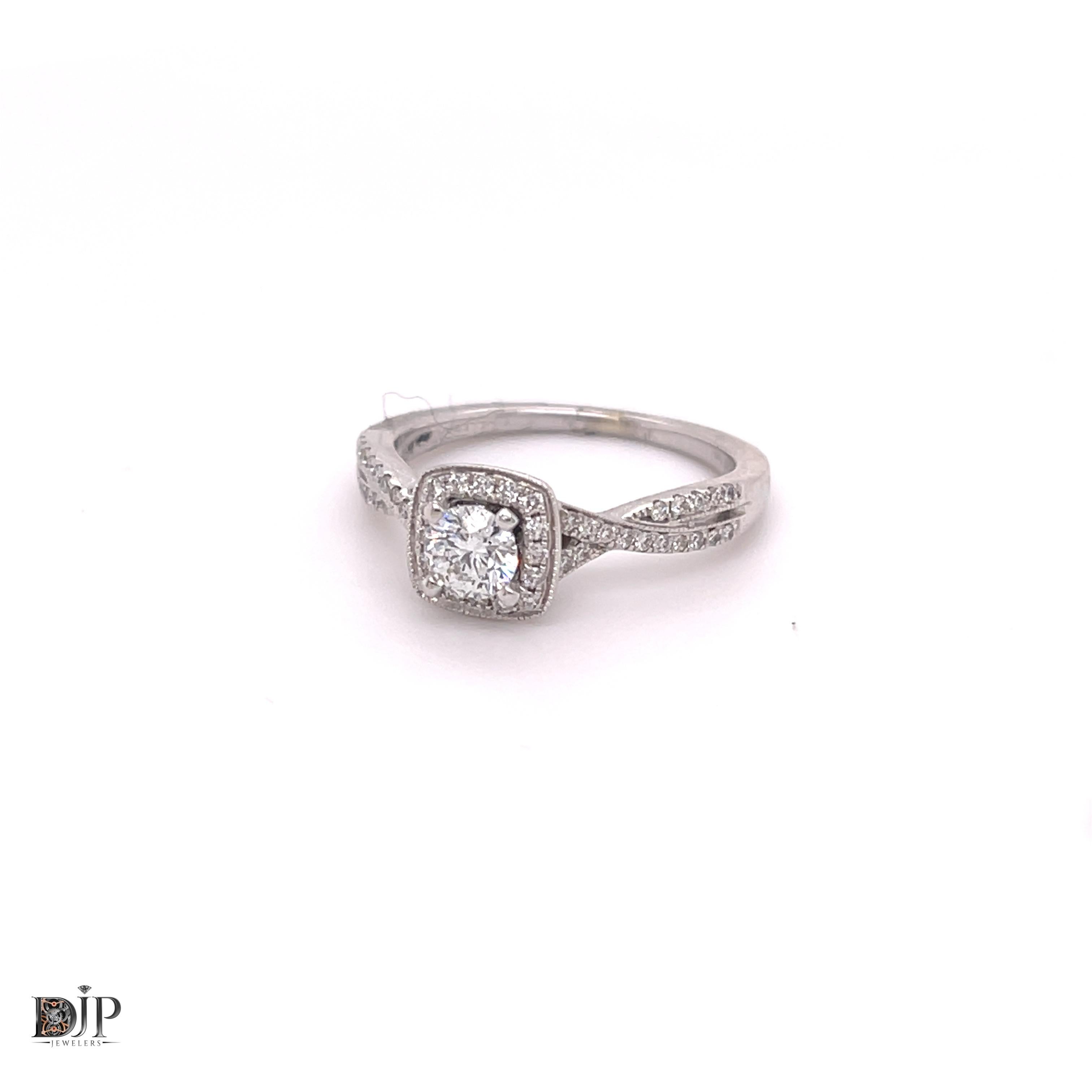 Gender: Ladies
Size: 8.25 US
Total Weight: 3.4 grams
Purity: 14K White Gold
Shank type: Soft Square
Condition: Pre-owned in excellent condition. Quality and Durability was checked by professional jewelers.

4-Prong Set in 14 Karat White Gold