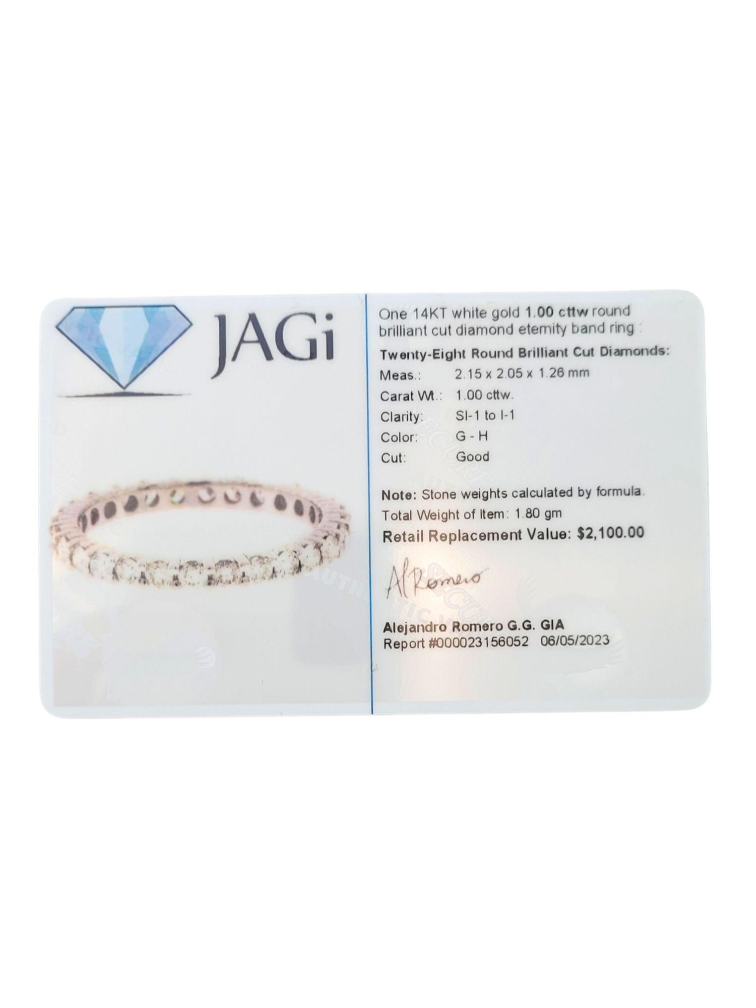 Anneau d'éternité en or blanc 14 carats avec diamants taille 6 n° 14770 en vente 1