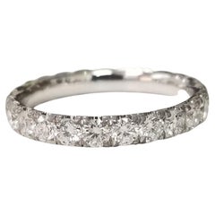 Anello di eternità con diamanti in oro bianco 14k con 1,75cts.