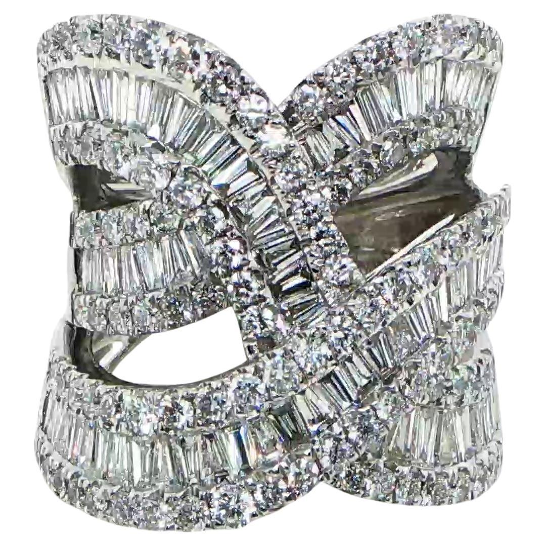 14K White Gold Diamond Fashion Ring