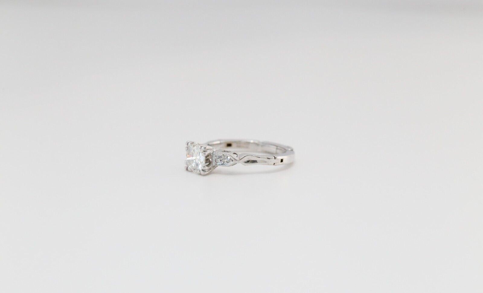 Round Cut 14k White Gold Diamond Finger Fit Engagement Ring, Size 5.5 - 3.8g For Sale