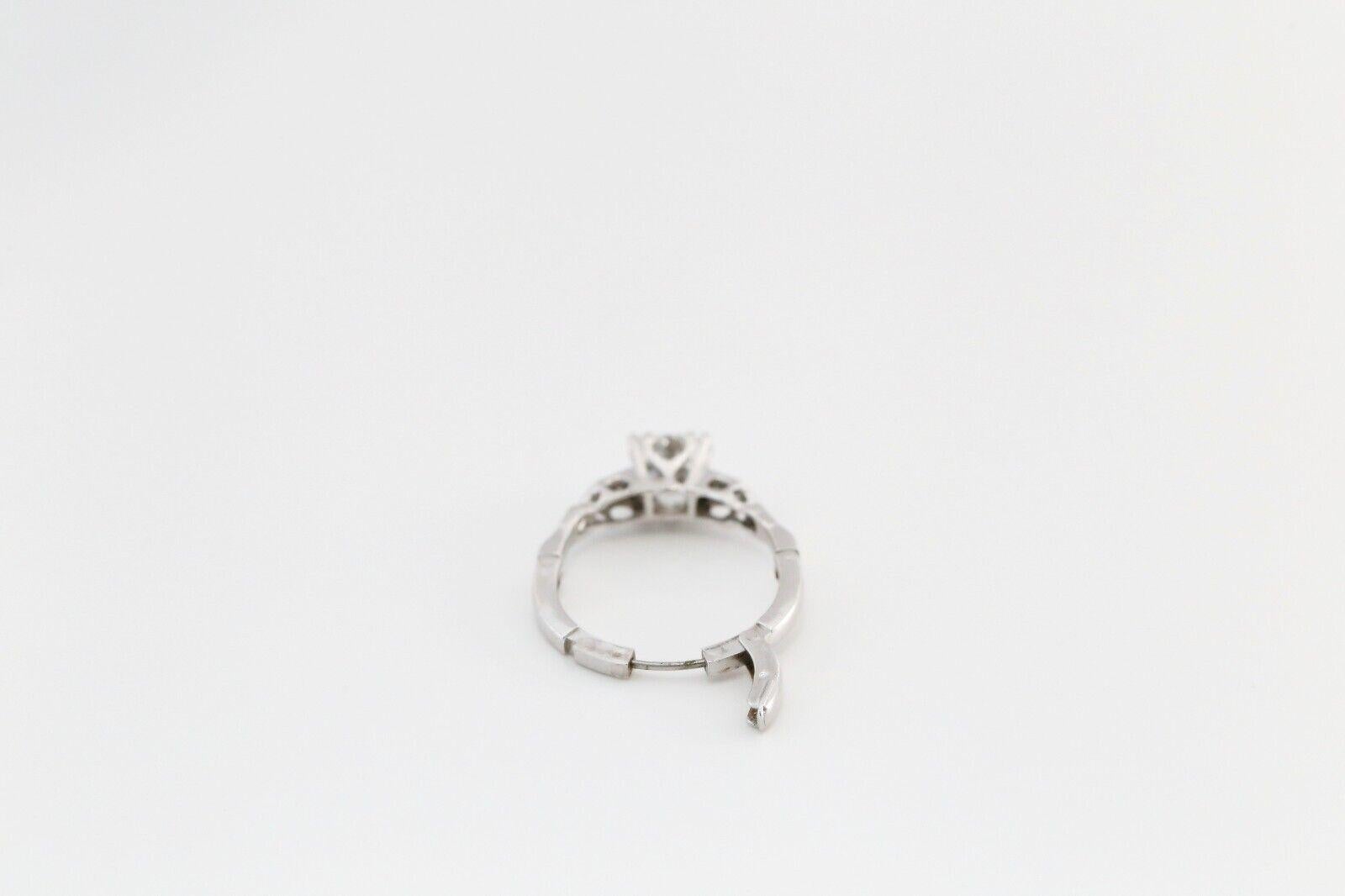 14k White Gold Diamond Finger Fit Engagement Ring, Size 5.5 - 3.8g For Sale 1