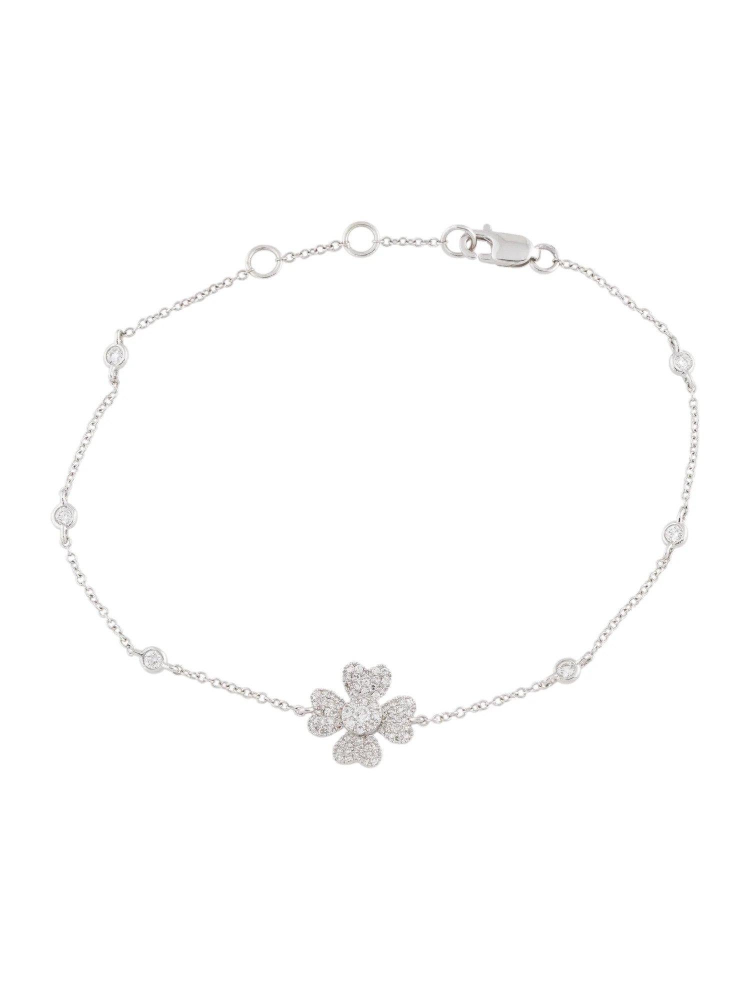 Contemporary 14K White Gold Diamond Flower Chain Bracelet For Sale