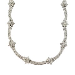 14K White Gold Diamond Flower Necklace 2.56 Ct