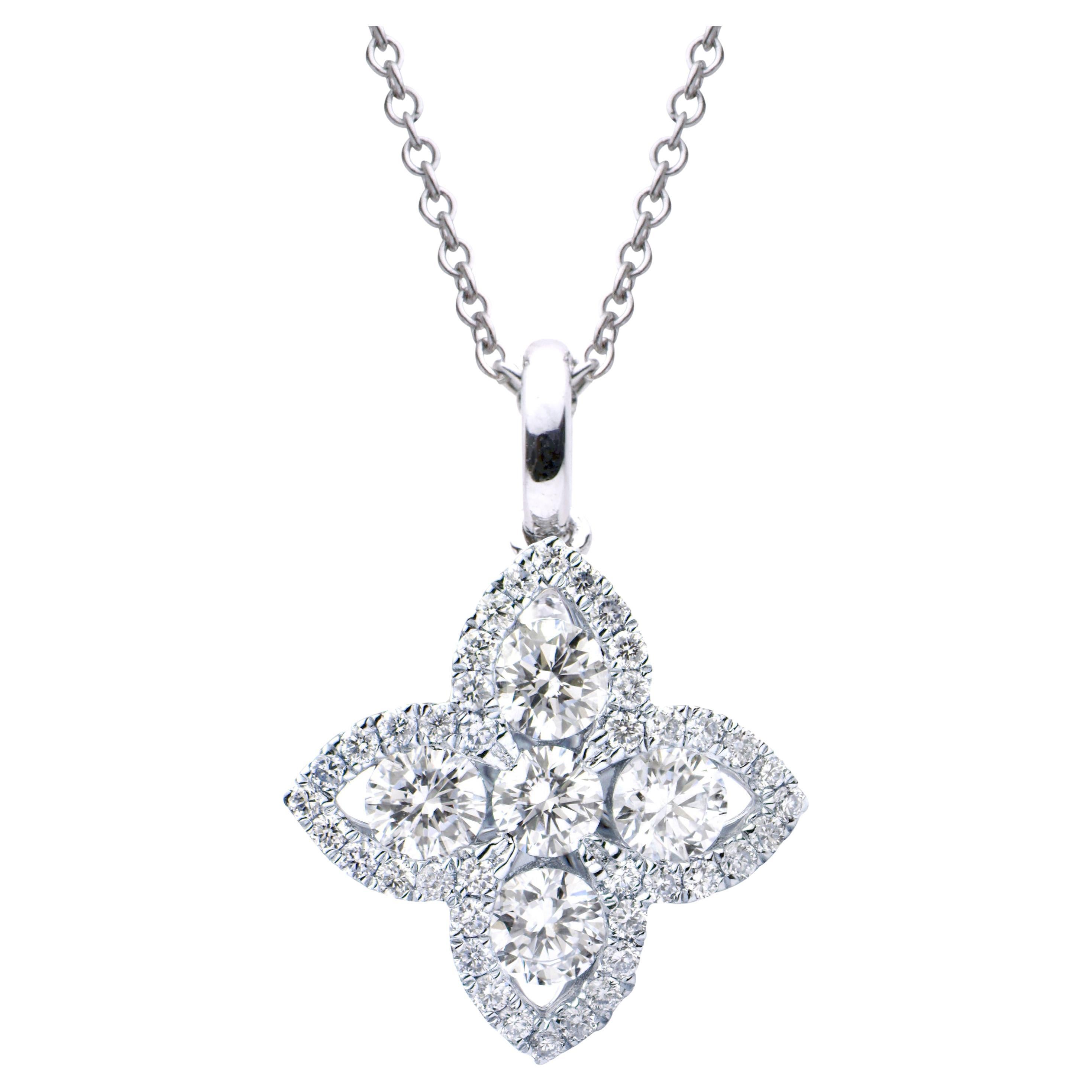 Pendentif à quatre feuilles en or blanc 14 carats avec diamants