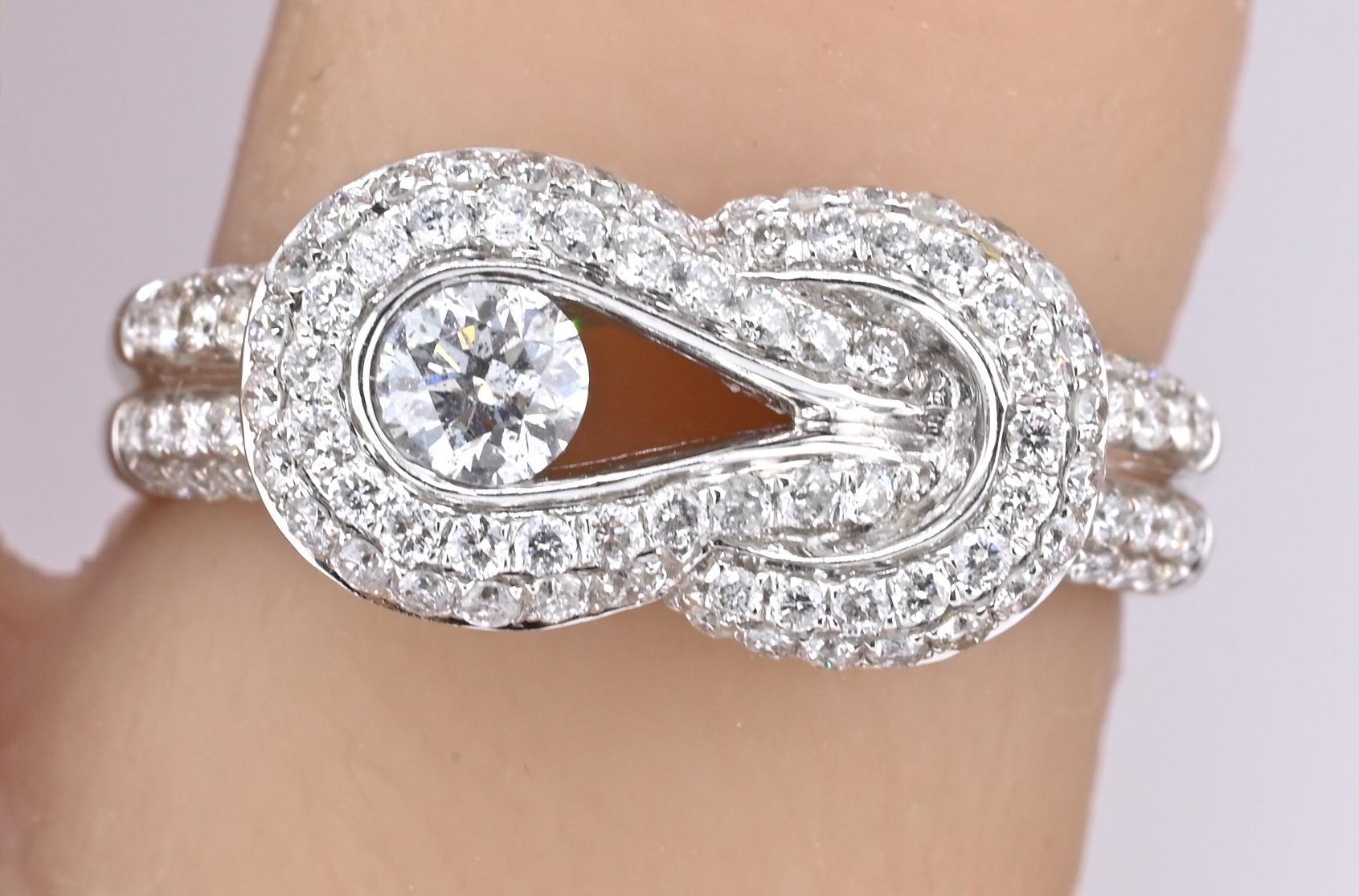 da uomo o donna Anello con diamante aureolato in oro bianco 14K con diamante centrale da 0,25 carati ZEI Taglia 6,75 in vendita