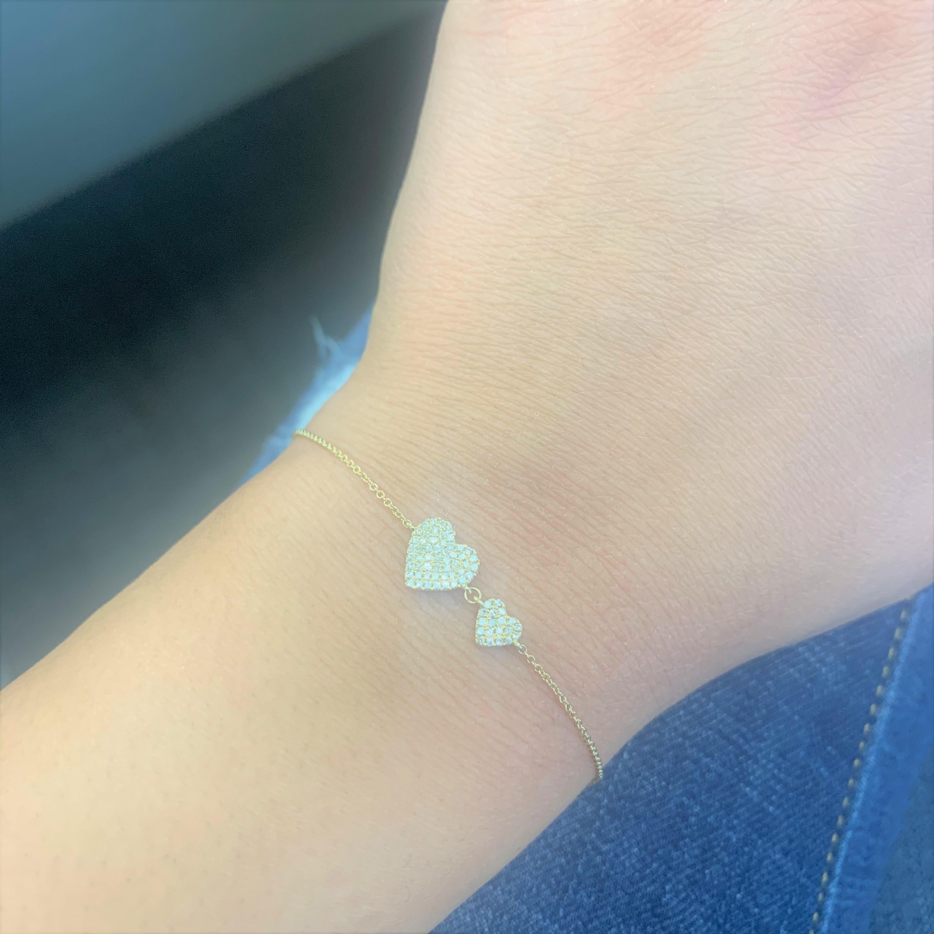 Contemporary 14K White Gold Diamond Heart Chain Bracelet for Her For Sale