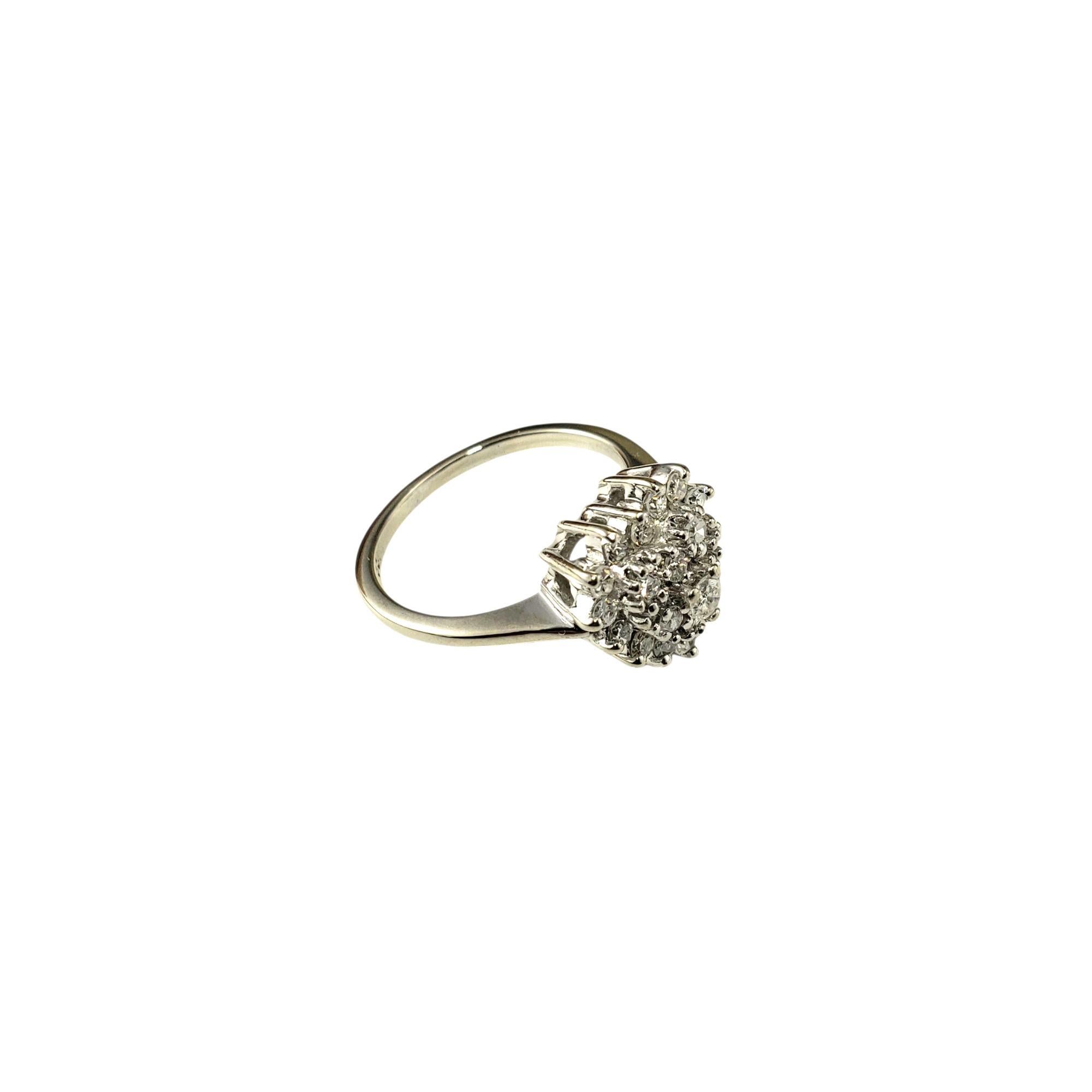 Taille simple Bague grappe de cœurs en or blanc 14 carats, taille 5,25 #21796 en vente