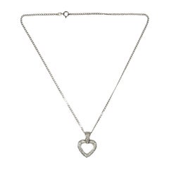 14k White Gold Diamond Heart Pendant Chain Necklace