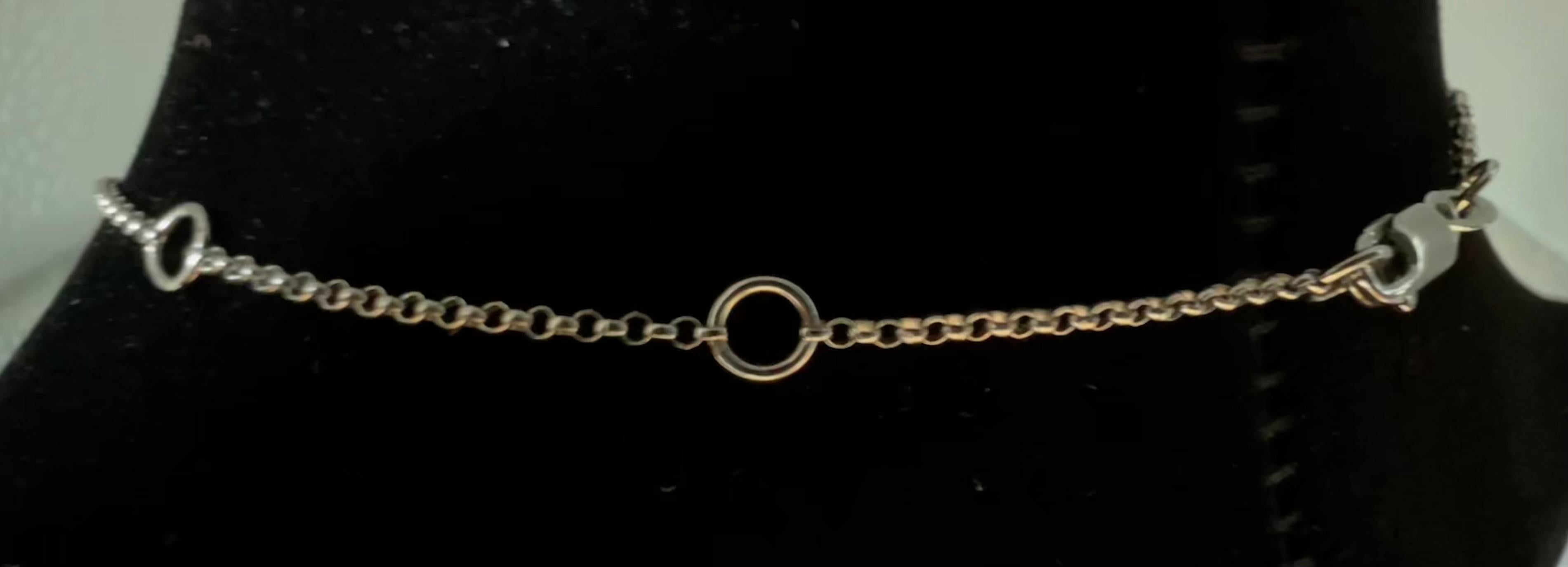 Ciondolo a forma di cuore con diamante in oro bianco 14k in vendita 1