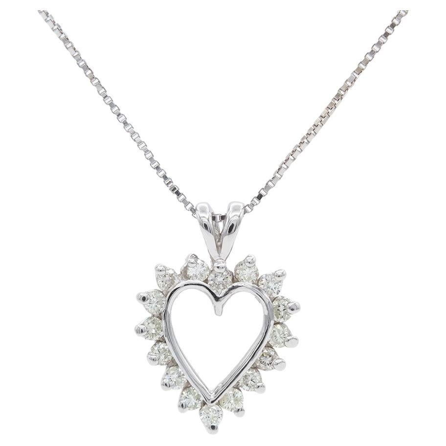 14k White Gold & Diamond Heart Silhouette Pendant Necklace For Sale