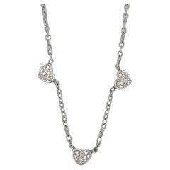 Collier station cœur en or blanc 14 carats et diamants
