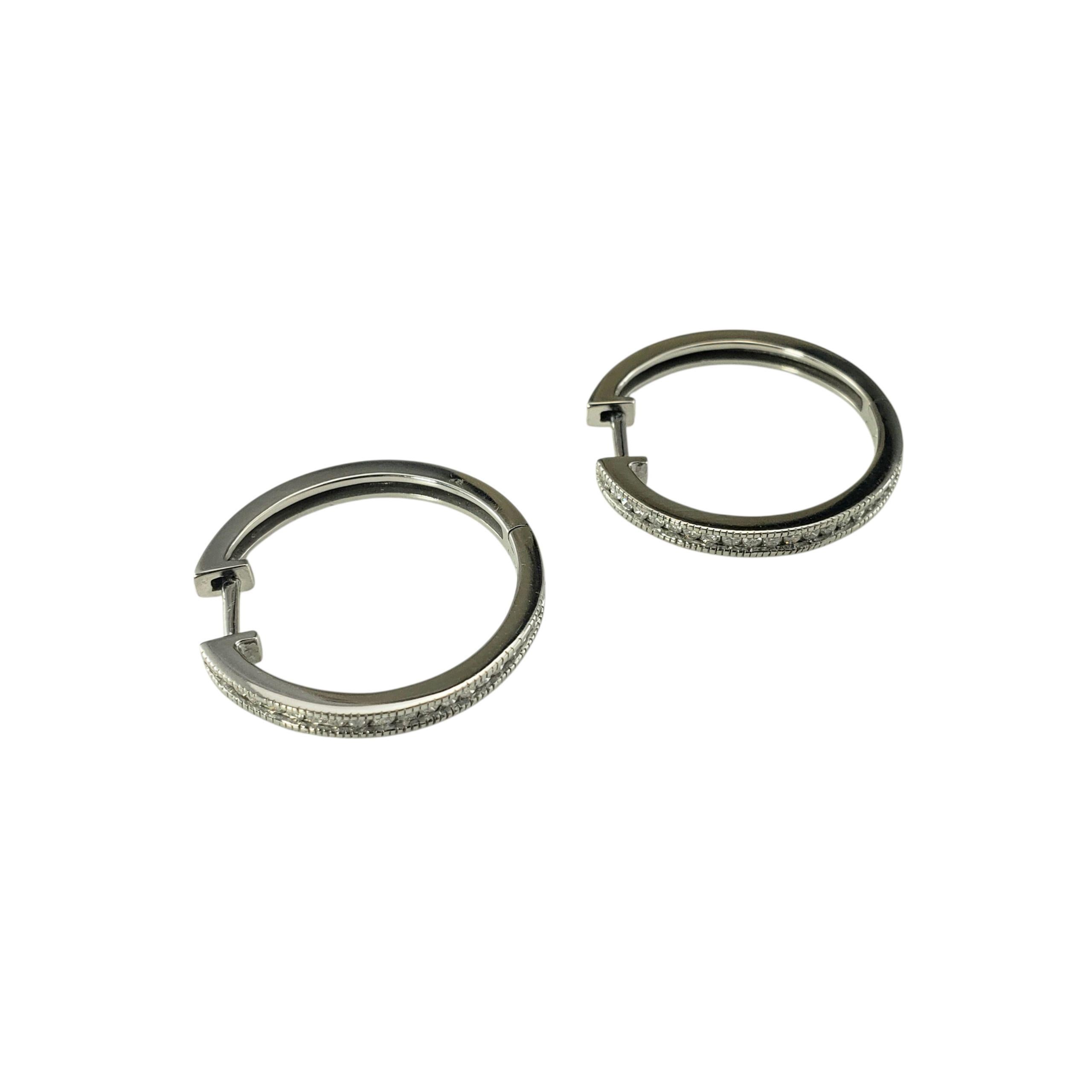 Taglio rotondo Orecchini a cerchio con diamanti in oro bianco 14K #23206 in vendita