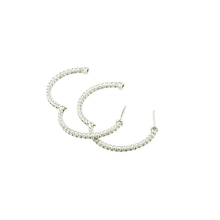 14k Weißgold Diamant-Creolen-Ohrringe mit 36 mm Durchmesser TDW = 3,20 ct für Damen oder Herren im Angebot
