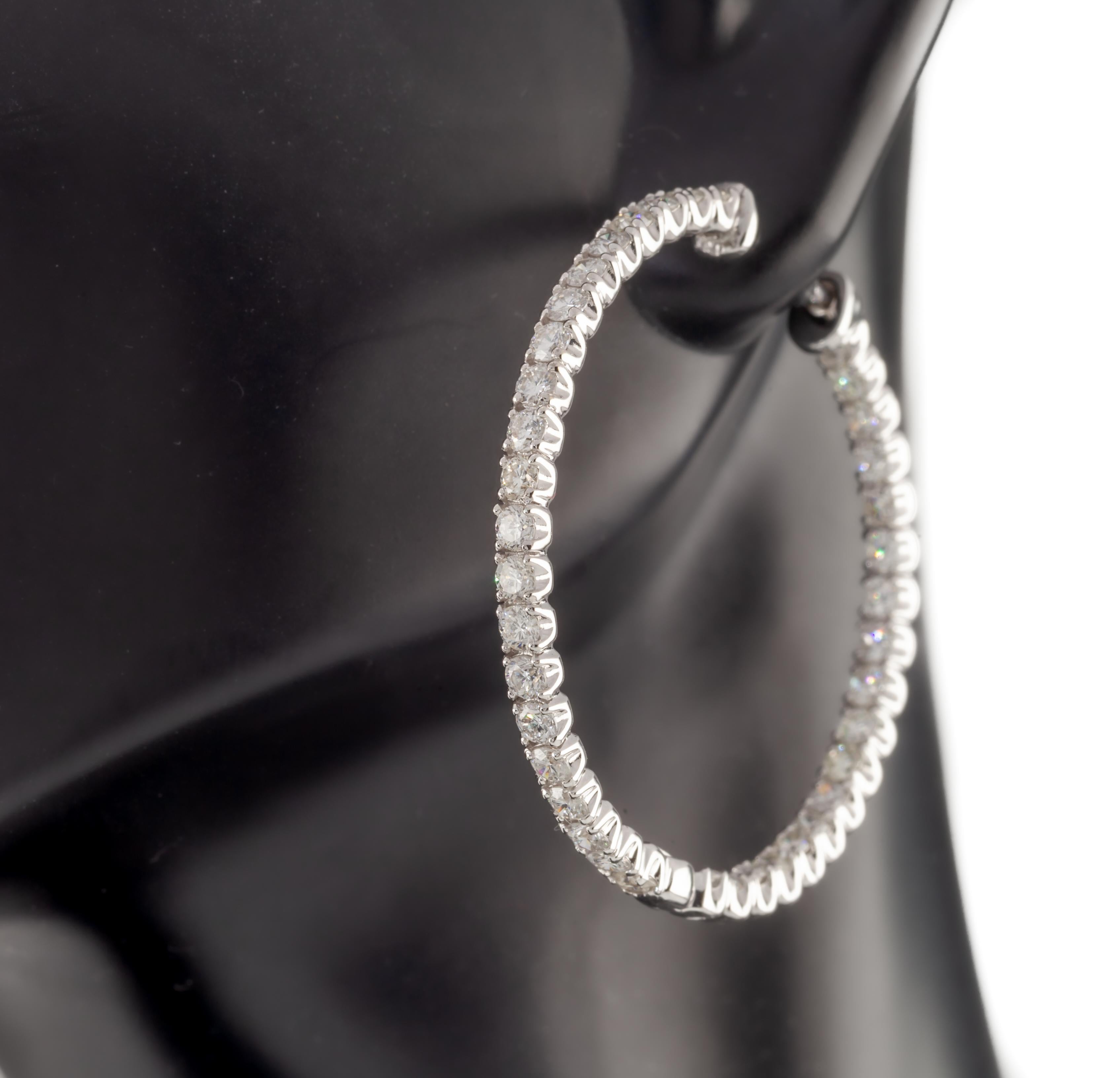 14k Weißgold Diamant-Creolen-Ohrringe mit 36 mm Durchmesser TDW = 3,20 ct im Angebot 6
