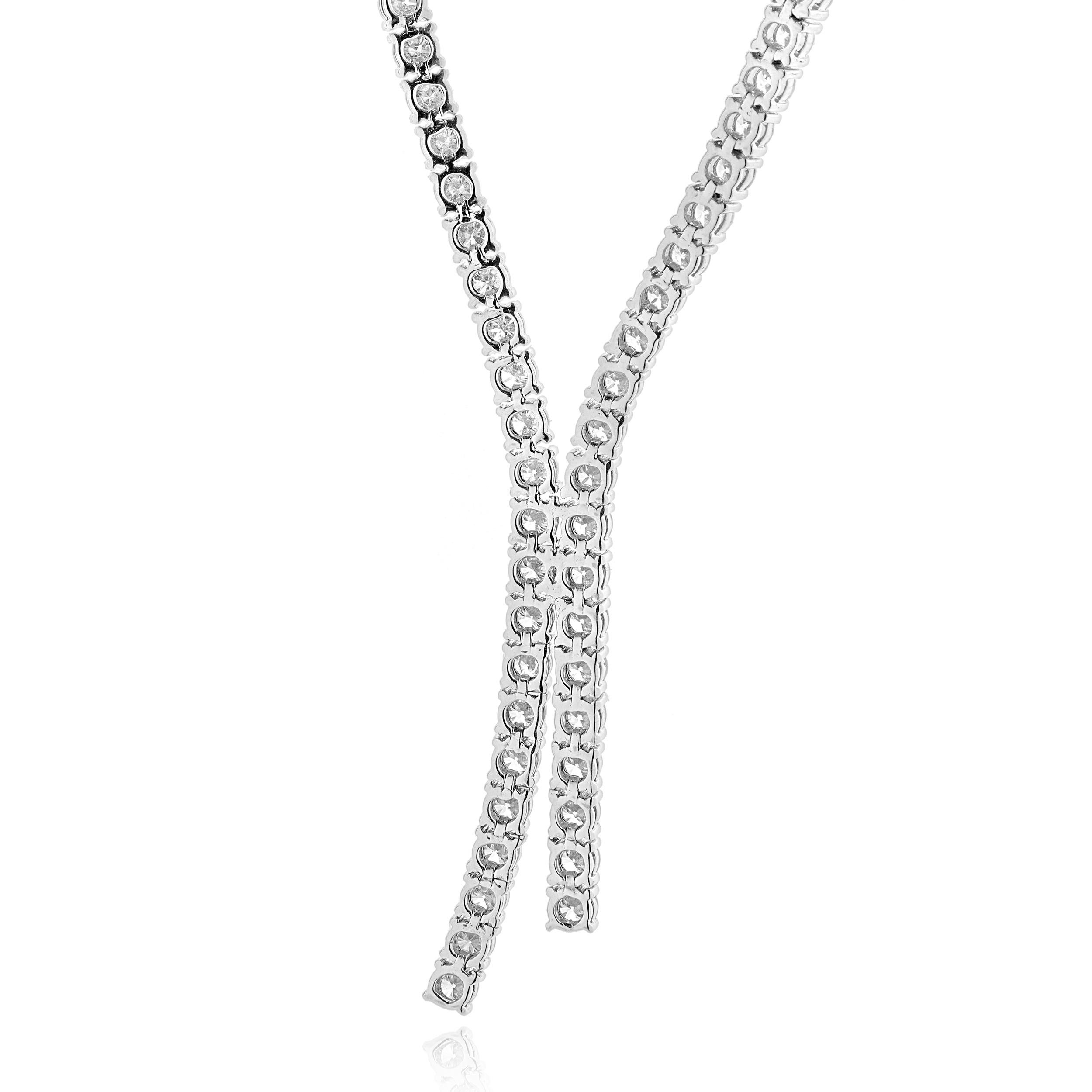 14k White Gold Diamond Inline Lariat Style Necklace In Excellent Condition In Scottsdale, AZ