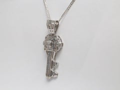 Ciondolo con chiave di diamante in oro bianco 14k, 20,4 g