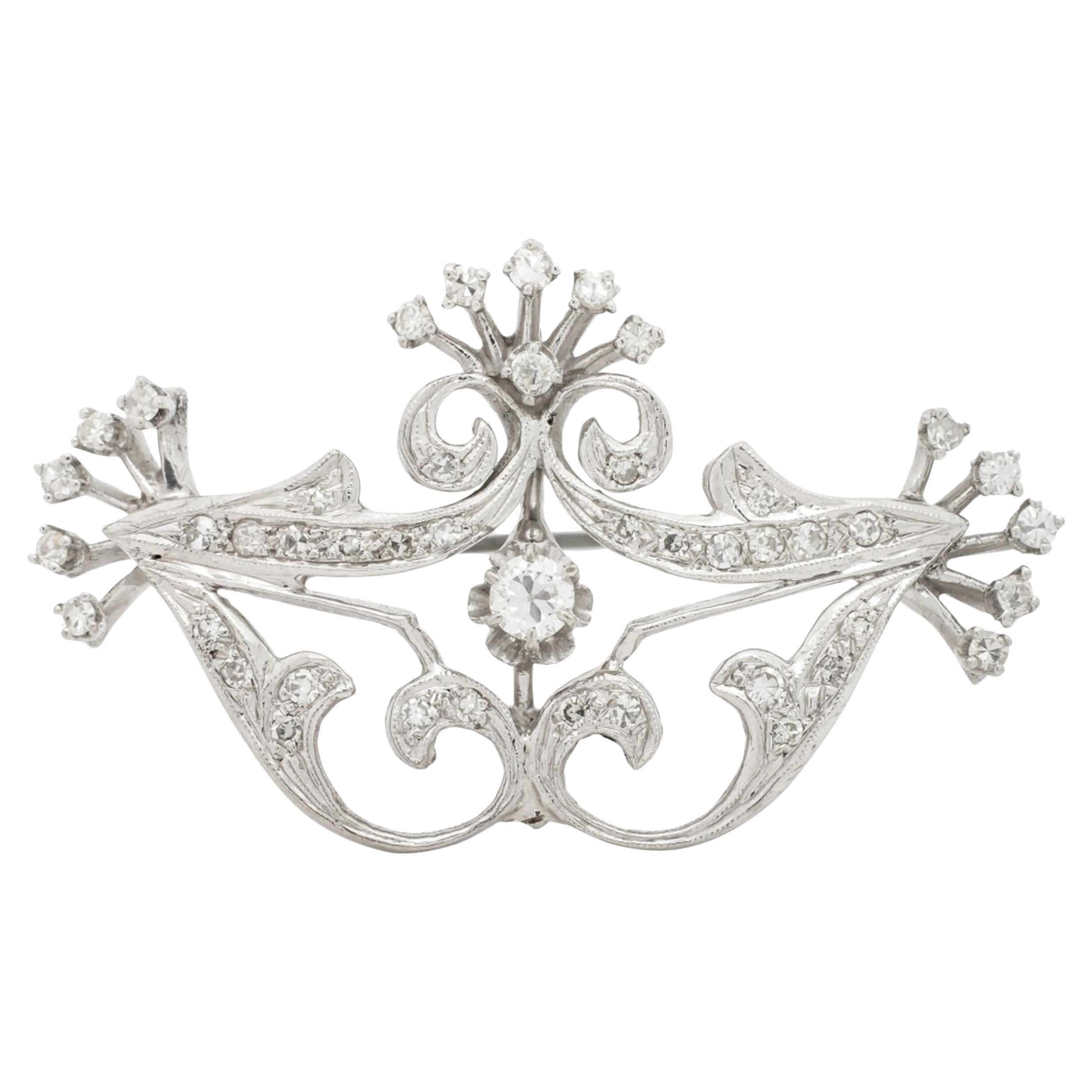 14K White Gold Diamond Lace 
Spray Pin Pendant en vente