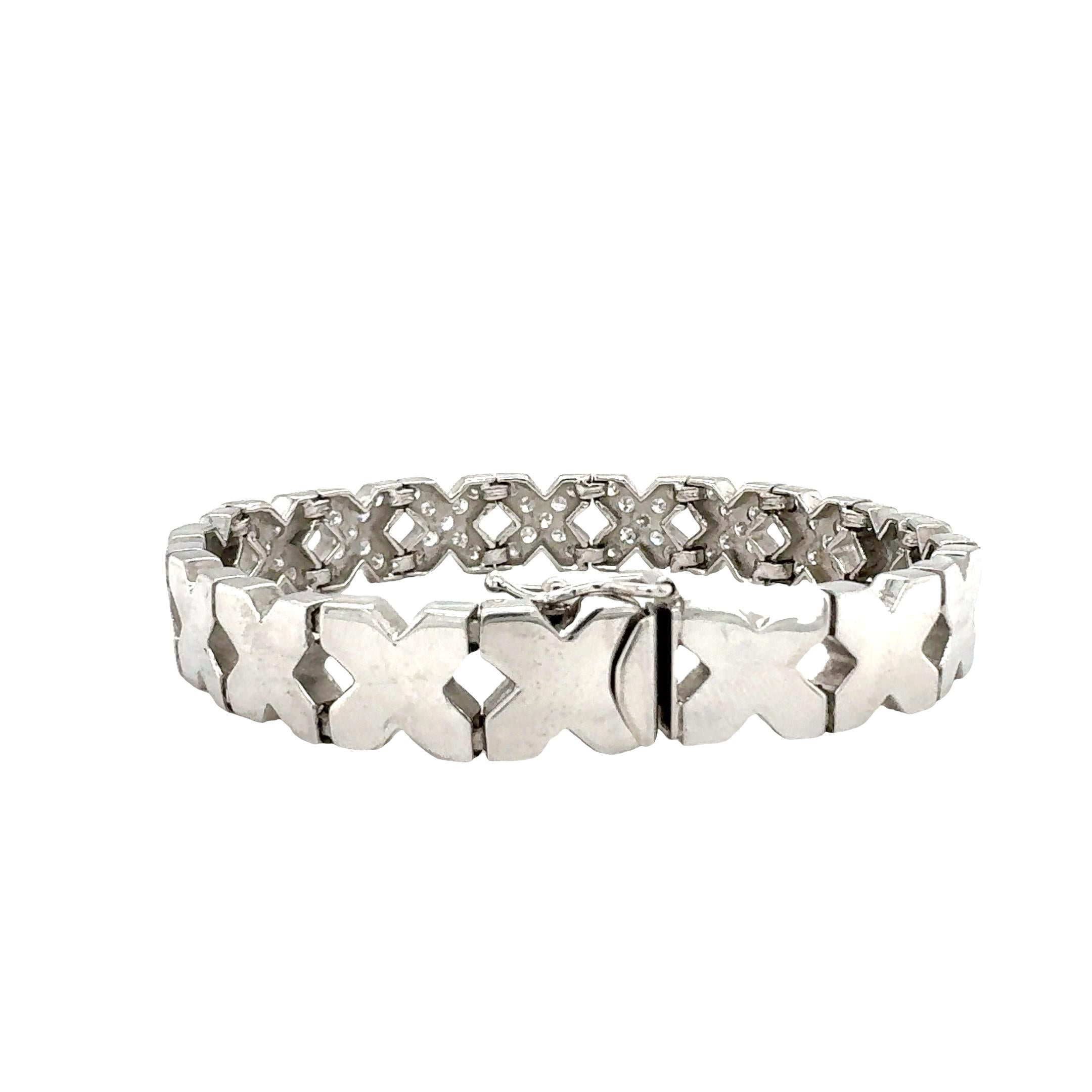 Round Cut 14K White Gold Diamond Link Bracelet For Sale