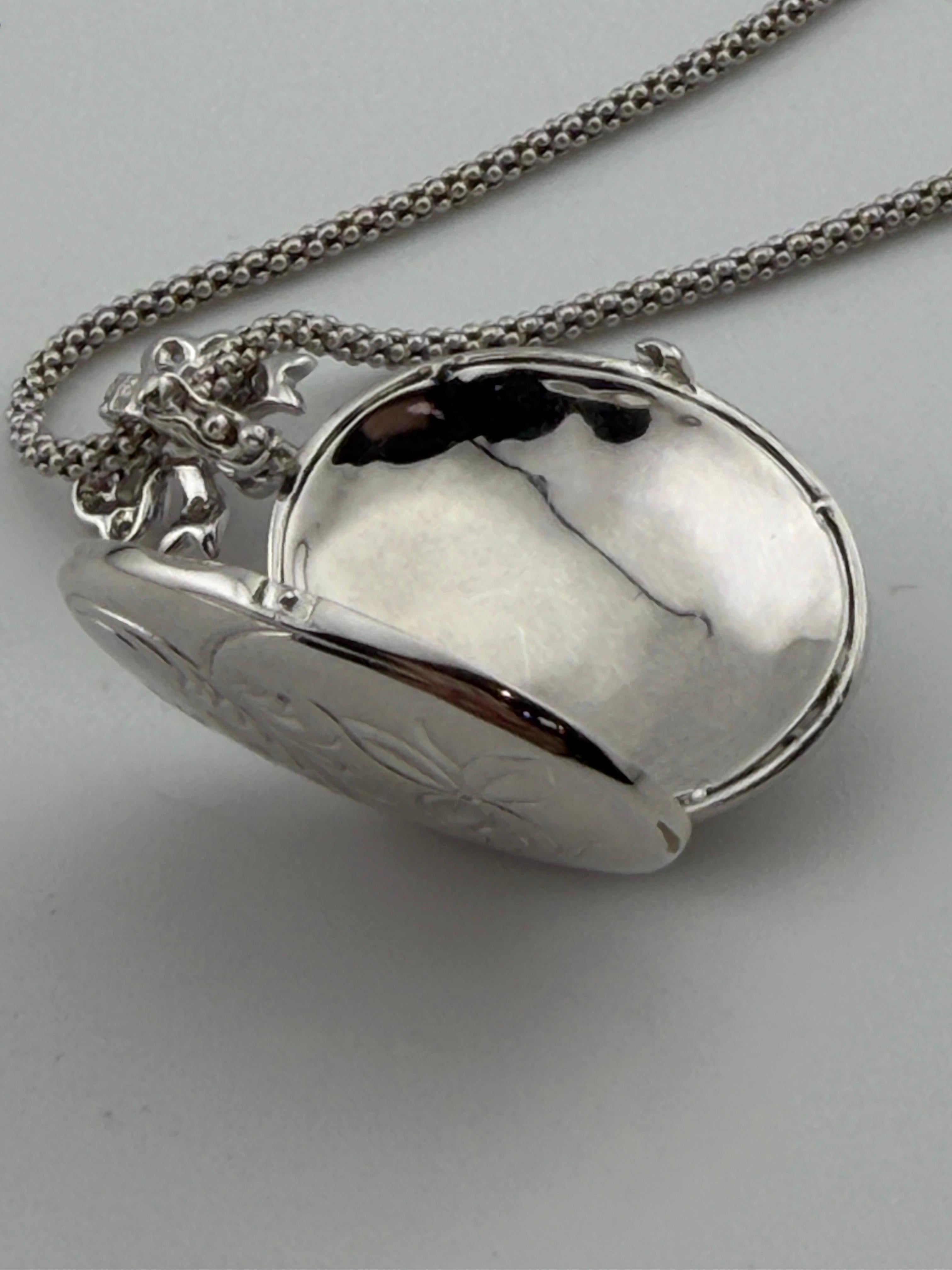 Collana con ciondolo con diamante in oro bianco 14k in vendita 7