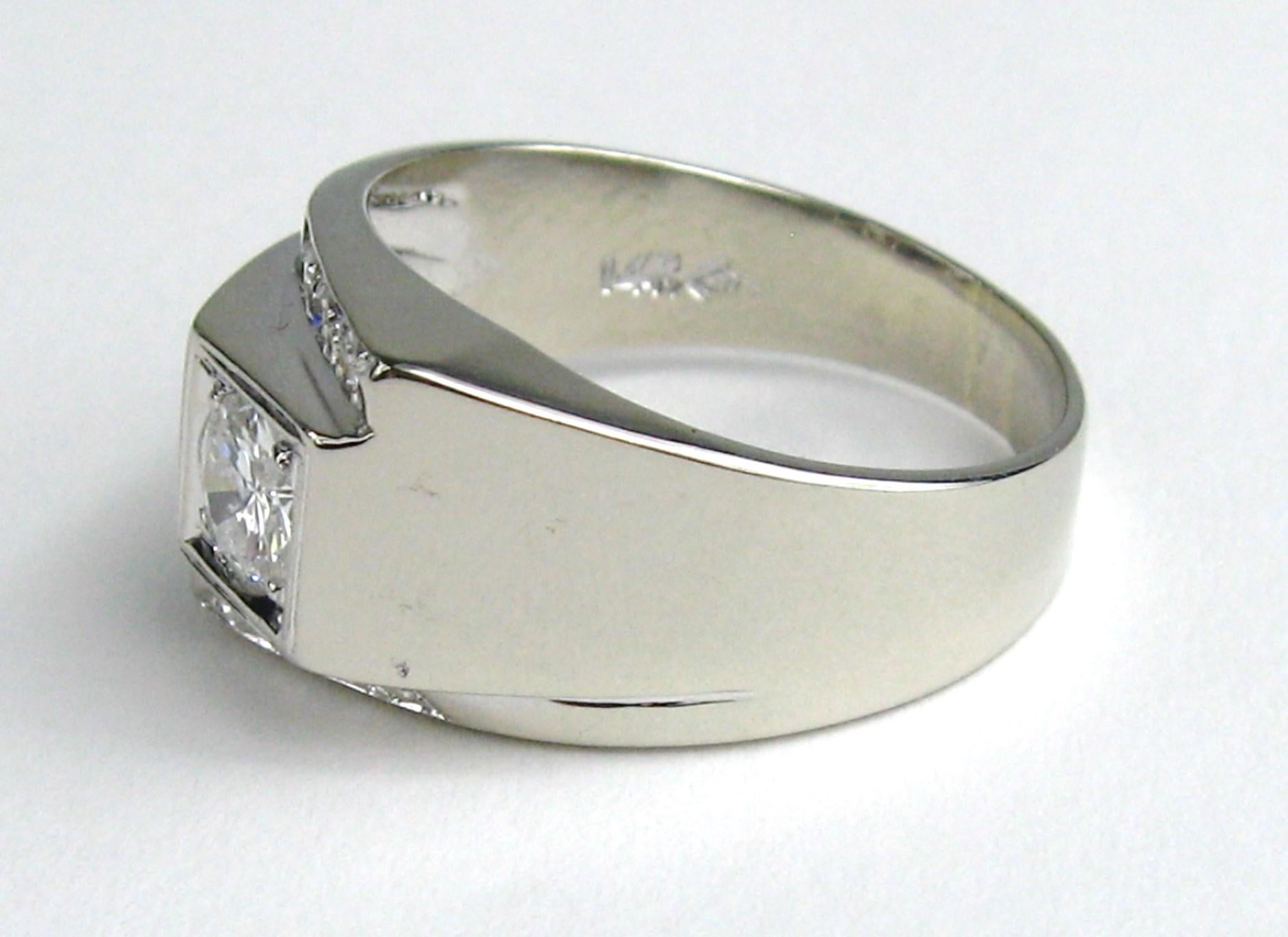14 Karat Diamant-Ring aus Weißgold, 1960er Jahre im Angebot 2