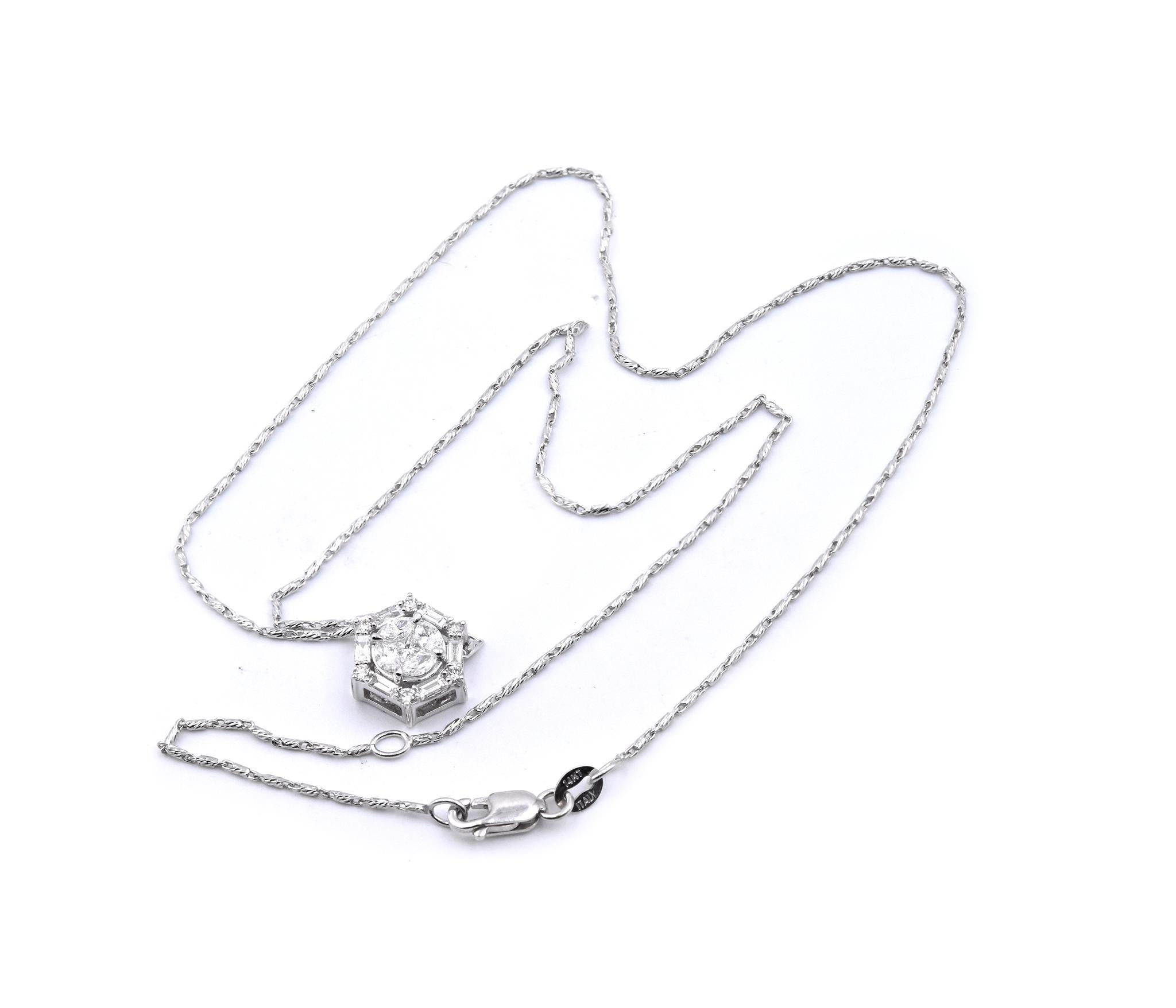 14 Karat White Gold Diamond Necklace In Excellent Condition In Scottsdale, AZ