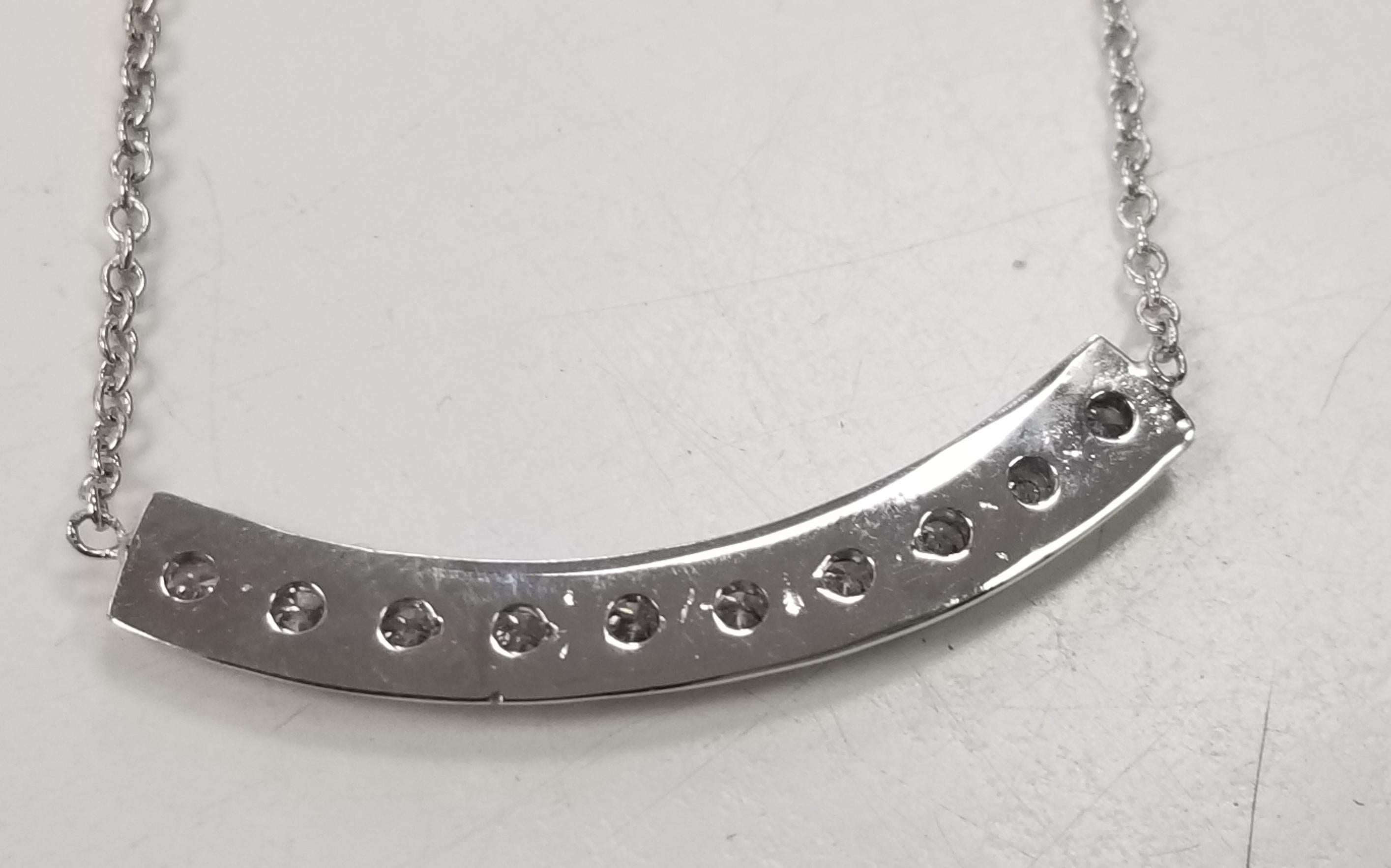 Contemporary 14k White Gold Diamond Necklace 