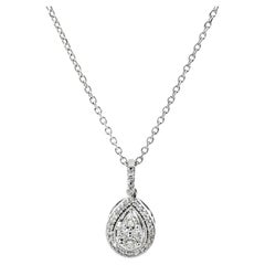 Collar de oro blanco de 14 quilates con diamantes y colgante en forma de pera, con un total de 0,25 quilates