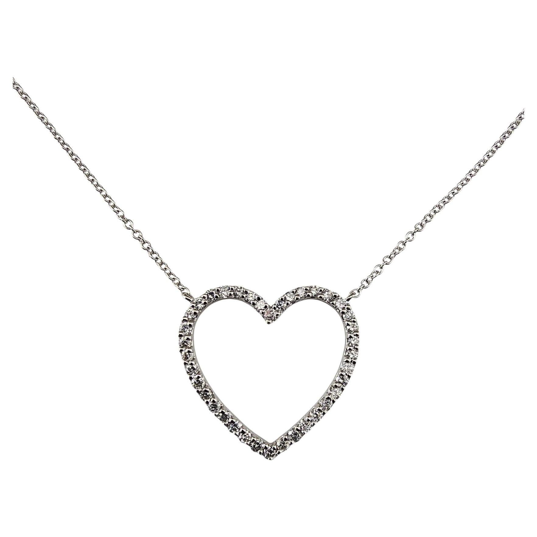 Collier à pendentif cœur ouvert en or blanc 14K et diamants #23756