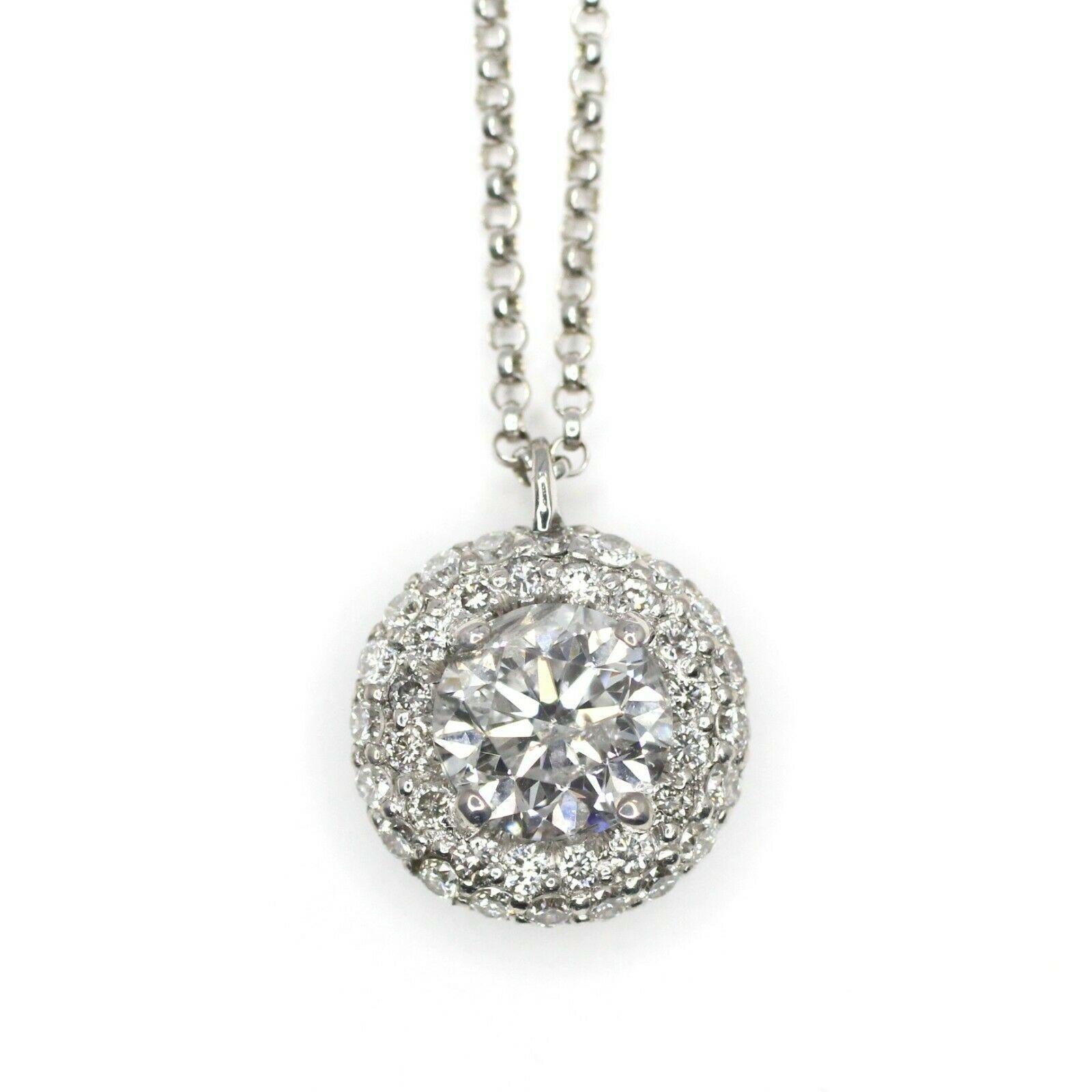 14 Karat White Gold Diamond Pave Pendant In Excellent Condition In Los Angeles, CA