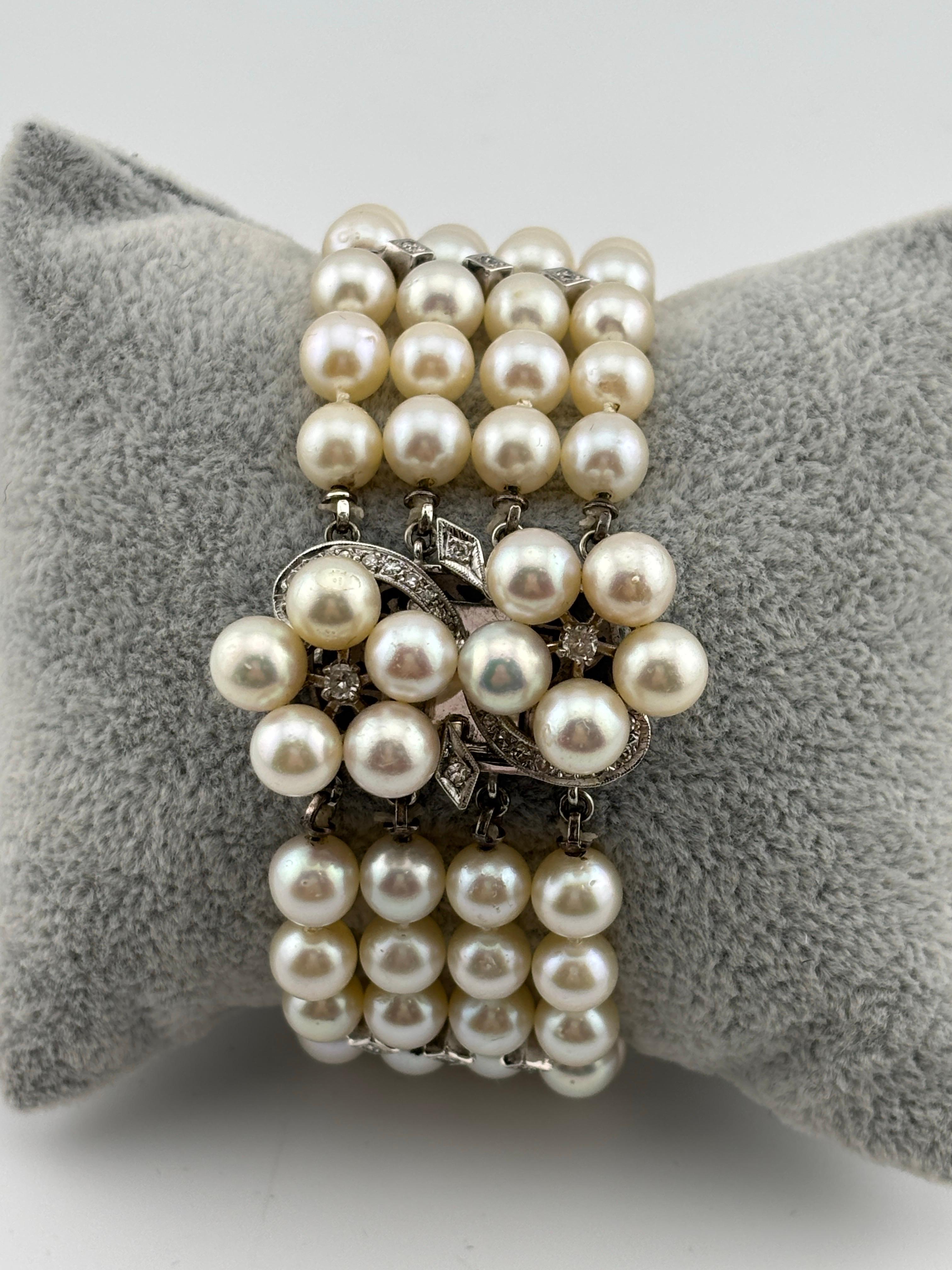 14k White Gold Diamond & Pearl Bracelet For Sale 5